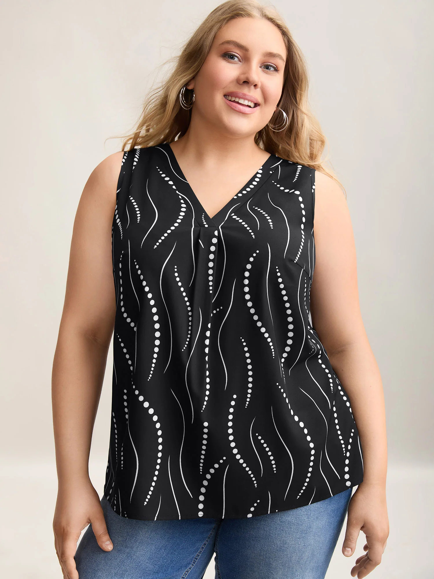 Geometric Print Pleated Front Sleeveless Top