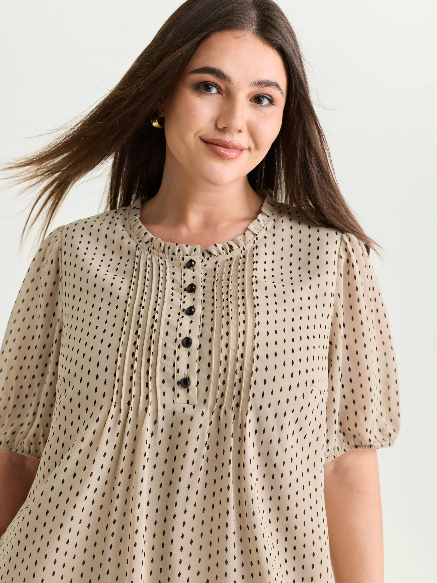 Geometric Print Pleated Ruffled Neck Blouse - Image 2