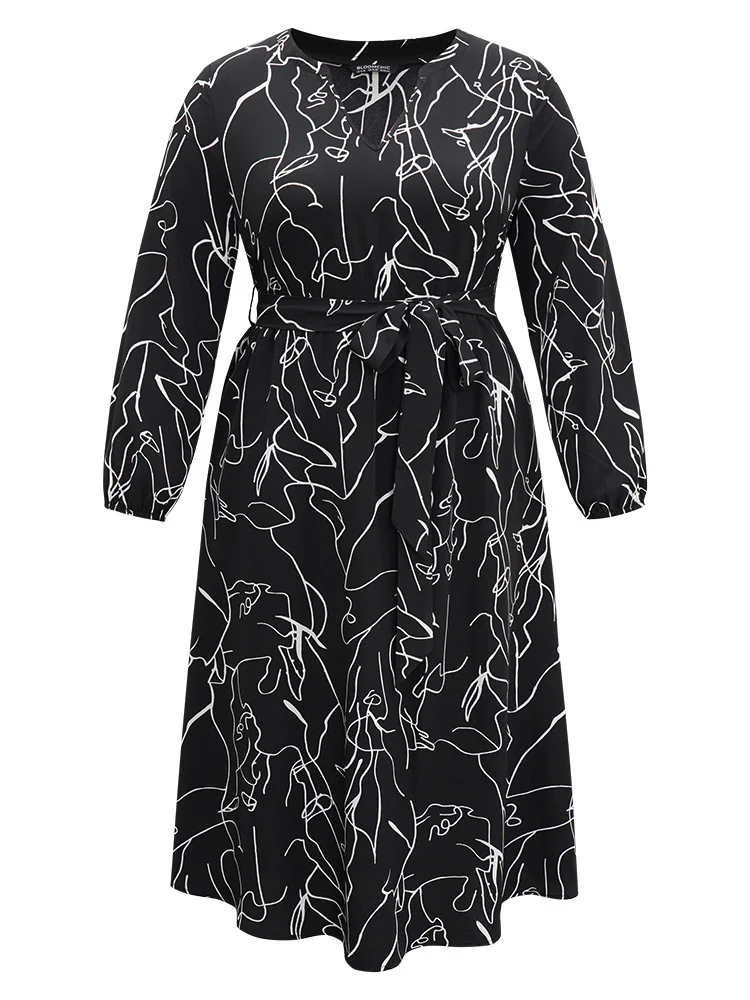 Geometric Print Pocket Notched Belted Dress - Image 5
