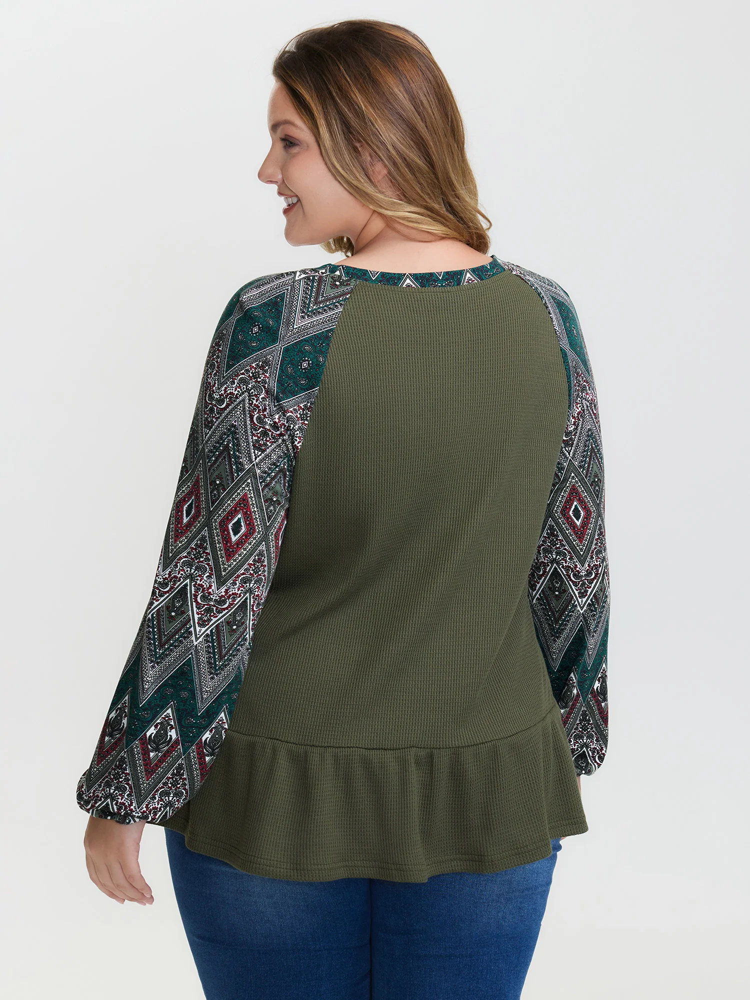 Geometric Print Ruffled Hem Button T-Shirt - Image 5