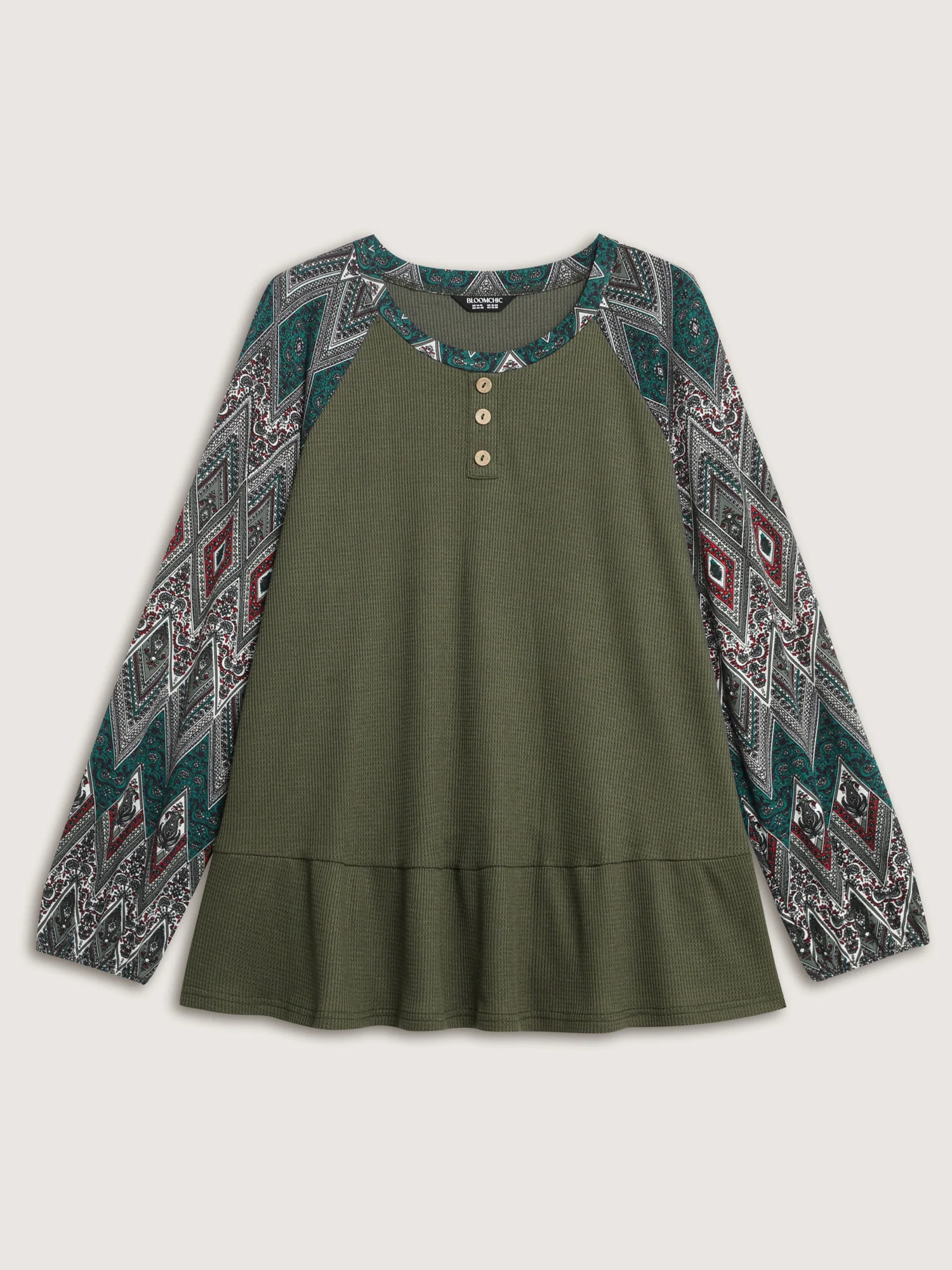 Geometric Print Ruffled Hem Button T-Shirt - Image 8
