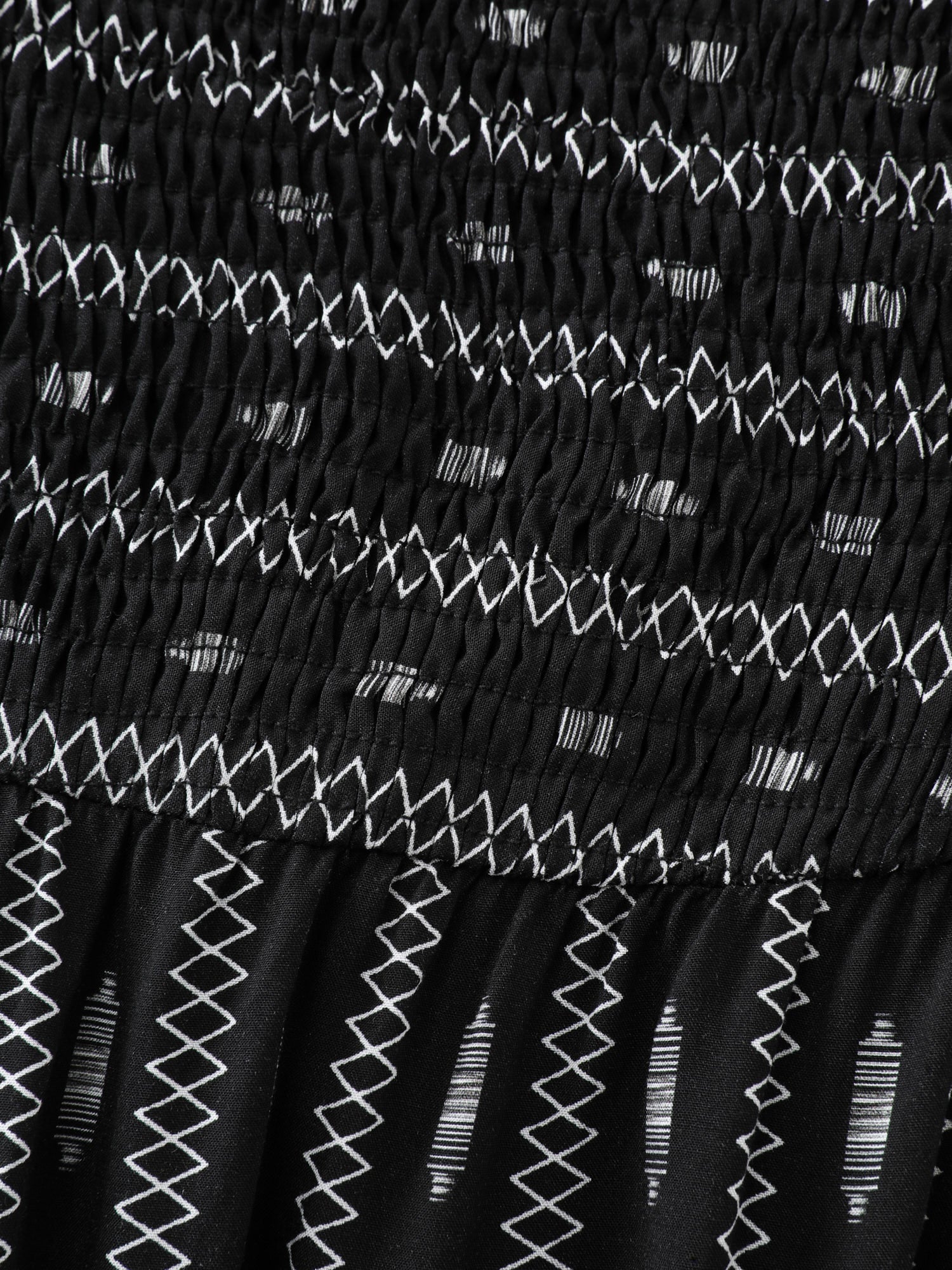 Geometric Print Shirred Square Neck Maxi Dress - Image 6