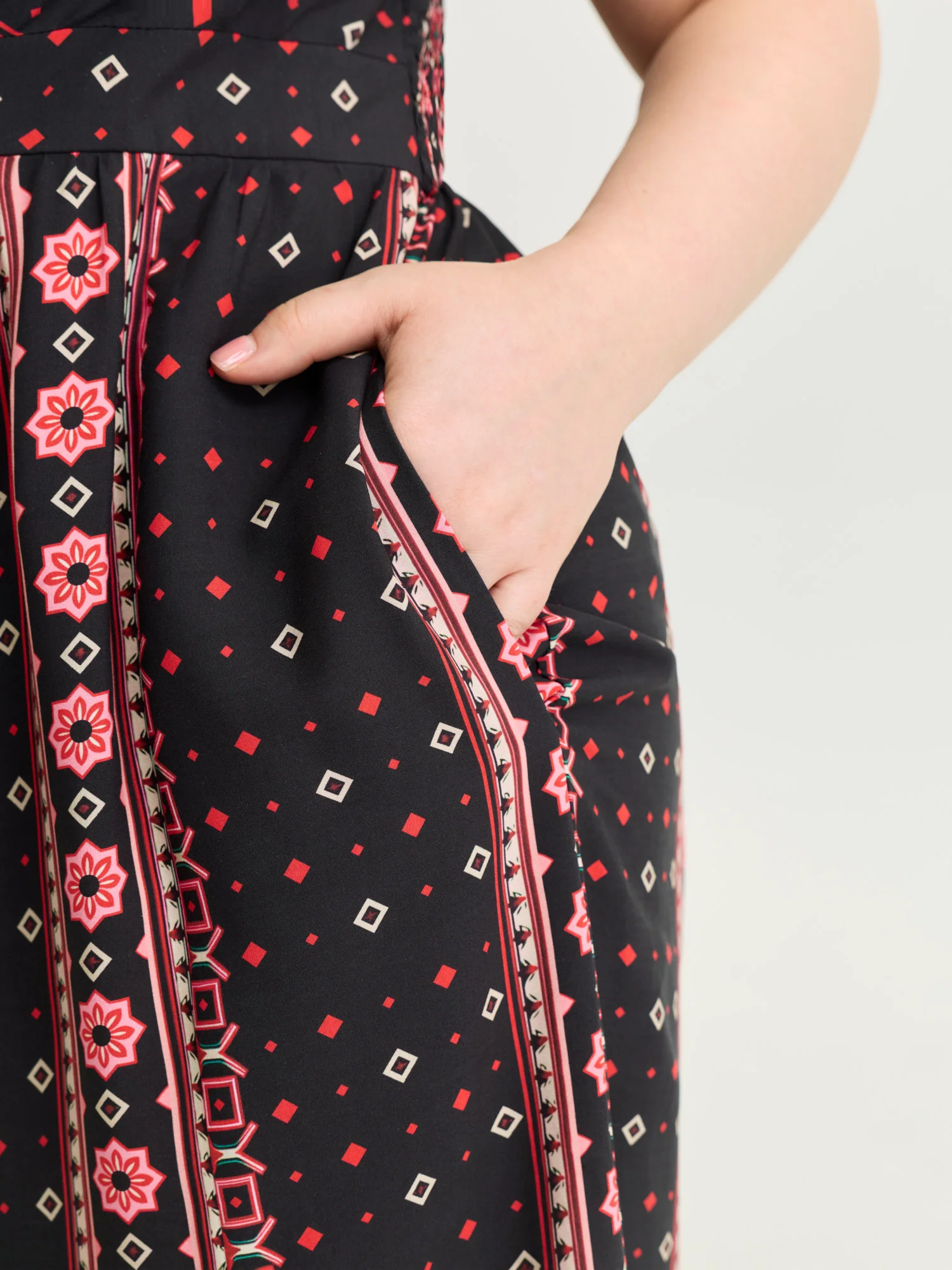 Geometric Print Shirred Wide Leg Jumpsuit - Image 3