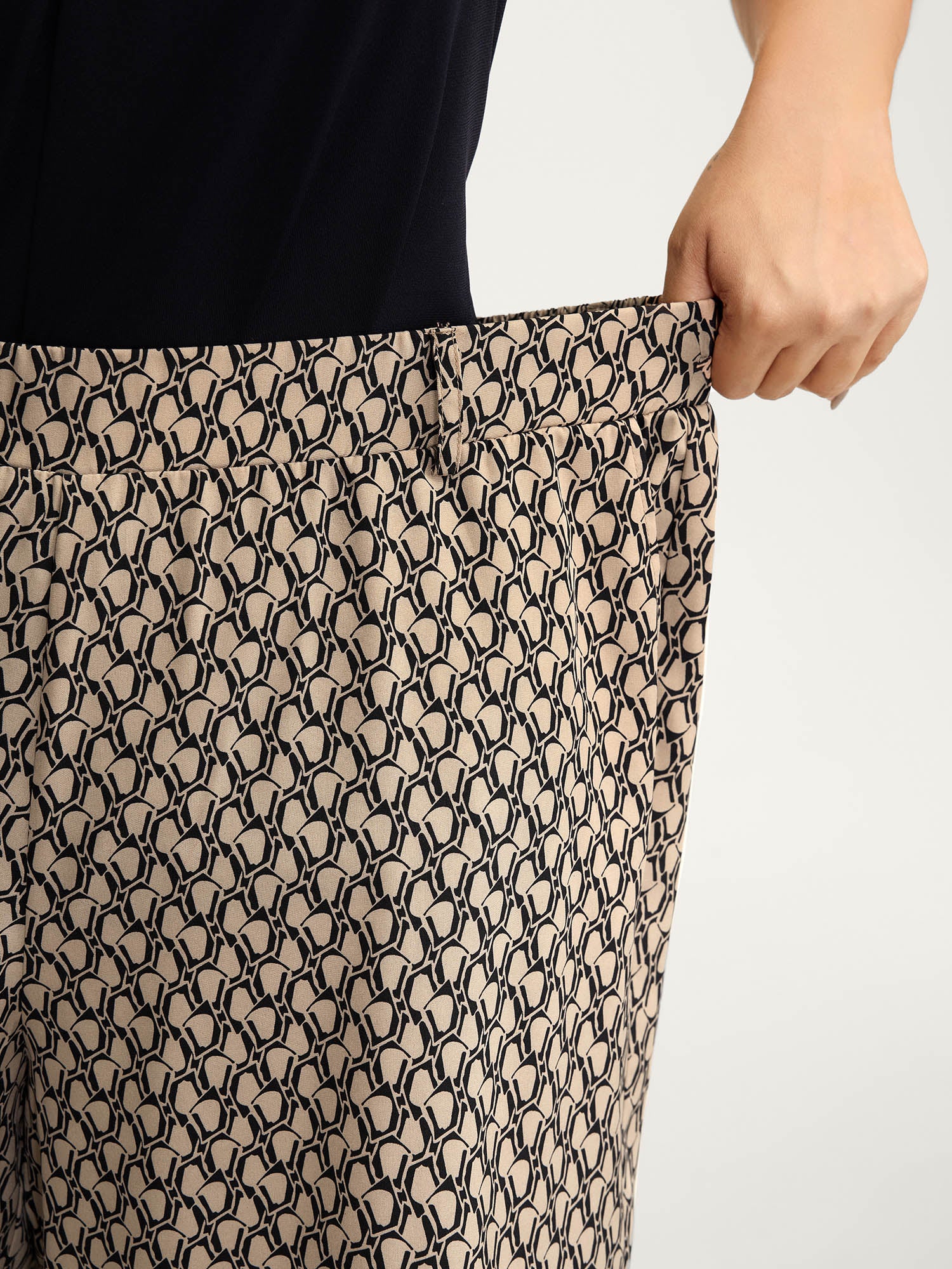 Geometric Print Stretchy Waist Wide-Leg Pants - Image 4