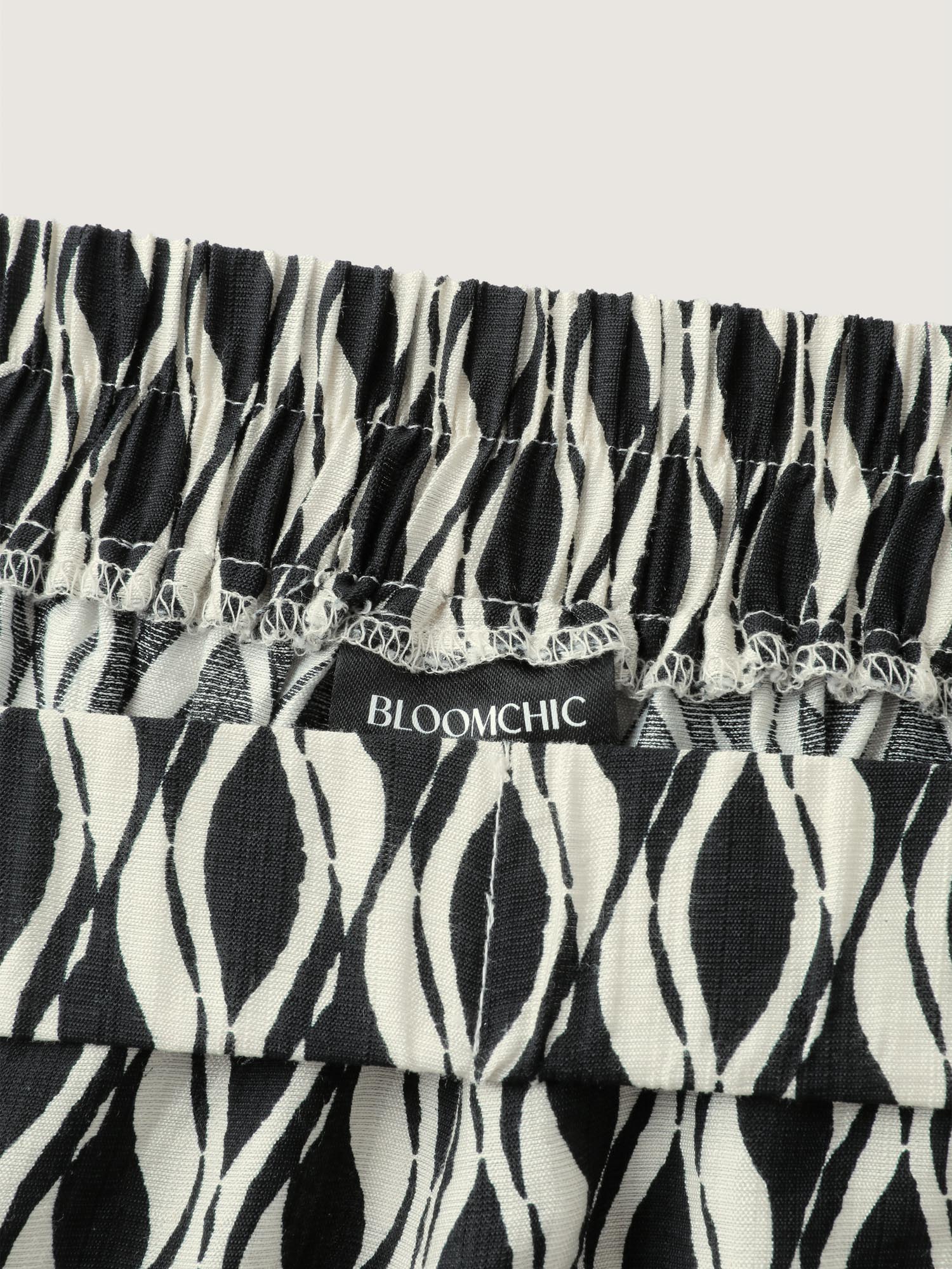 Geometric Print Stretchy Waist Wide-Leg Pants - Image 7