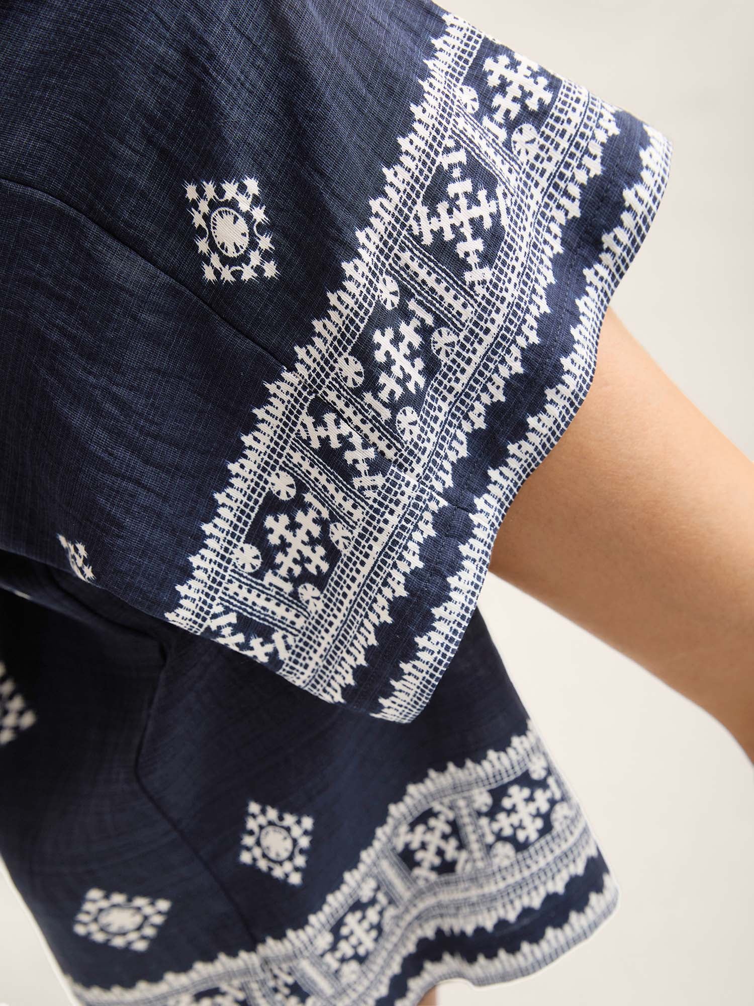 Geometric Print Tied Wide-Leg Pants - Image 4