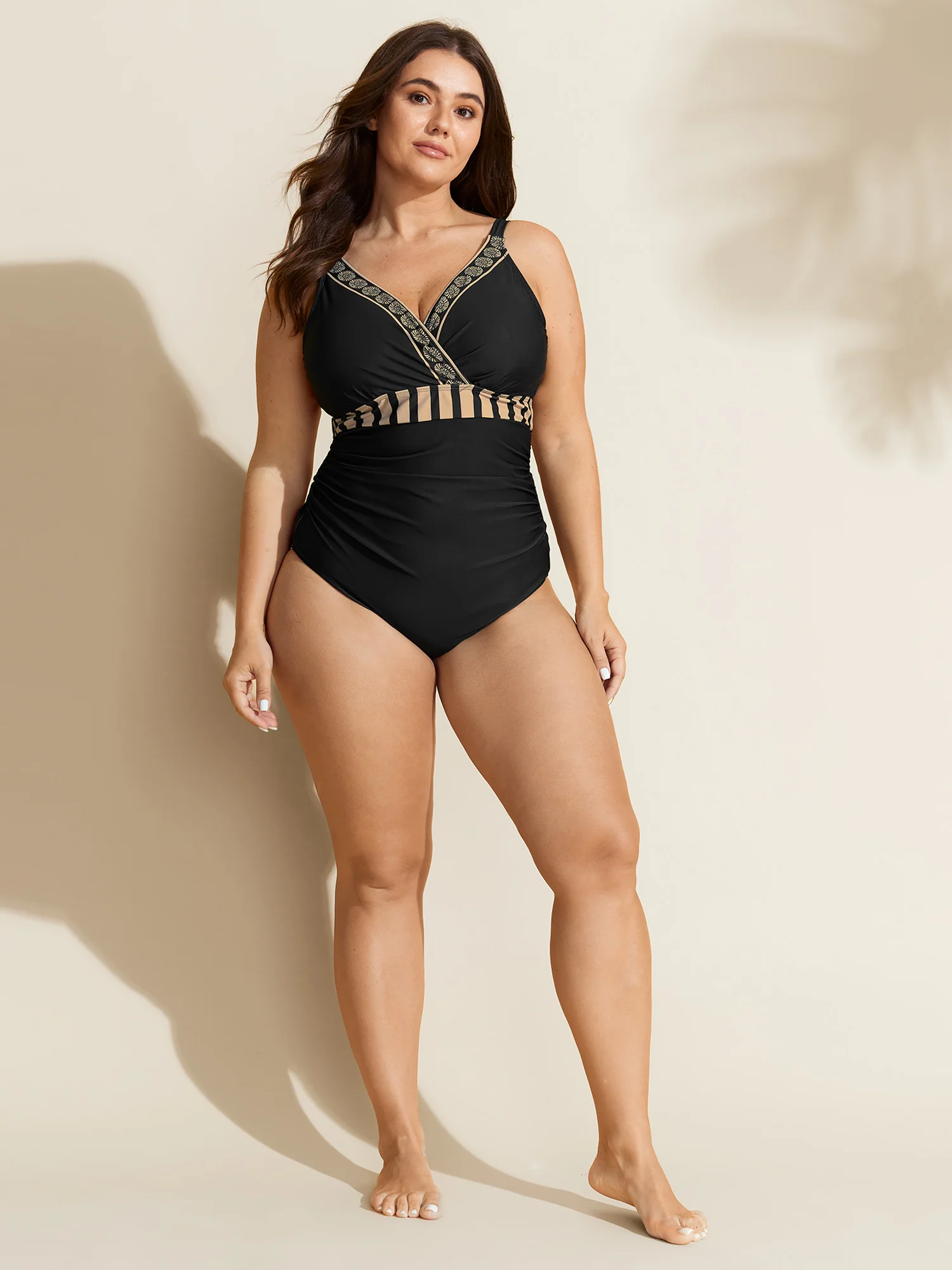Geometric Print Two-Piece Swimsuit Set - Image 3