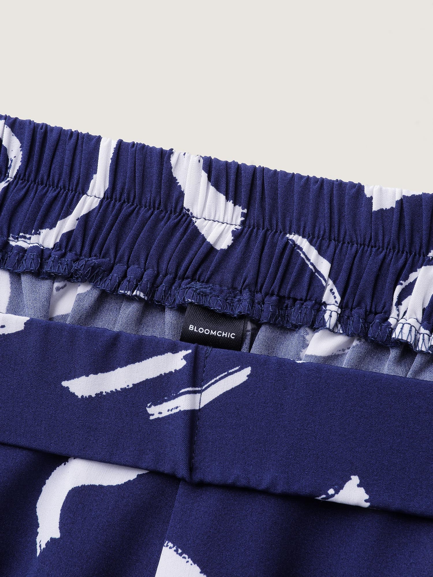 Geometric Print Wide-Leg Pants - Image 7