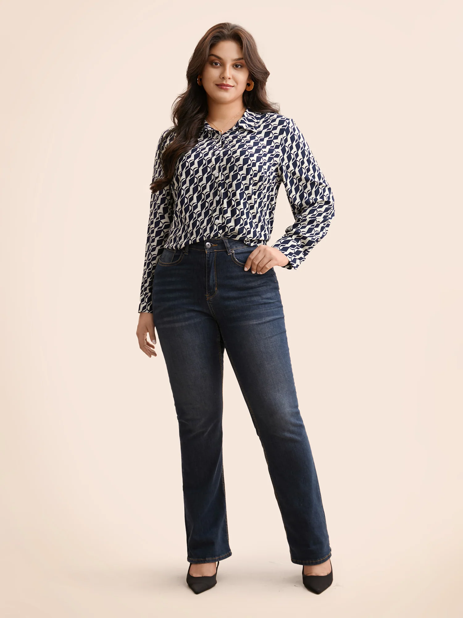 Geometric Shirt Collar Pleated Blouse - Image 3