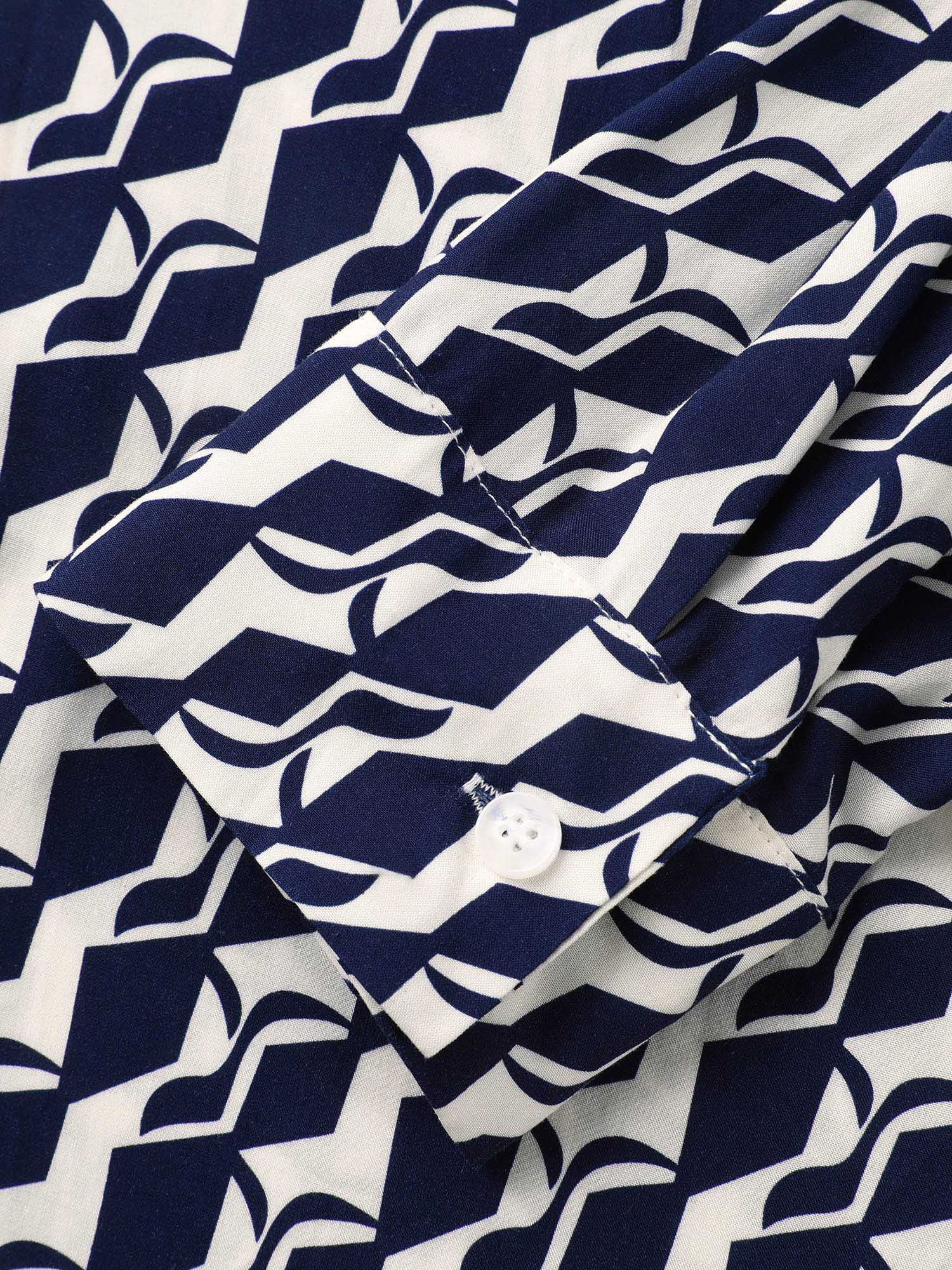 Geometric Shirt Collar Pleated Blouse - Image 7