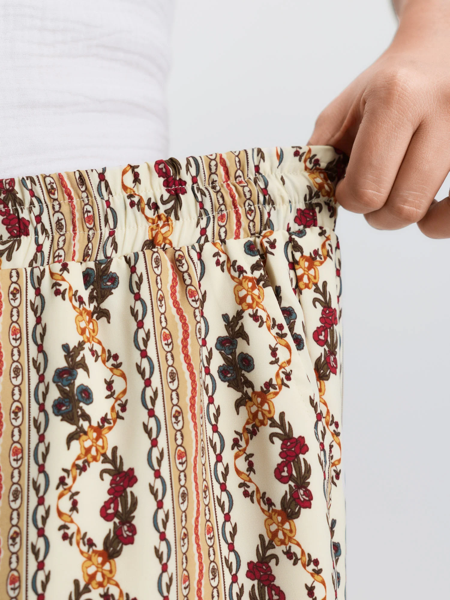 Geometric Stripe Print Pockets Straight-Leg Pants - Image 4