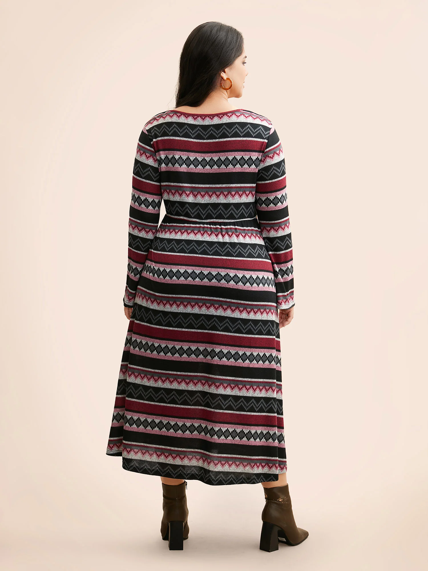 Geometric Striped Bell Sleeve Knit Dress - Image 4