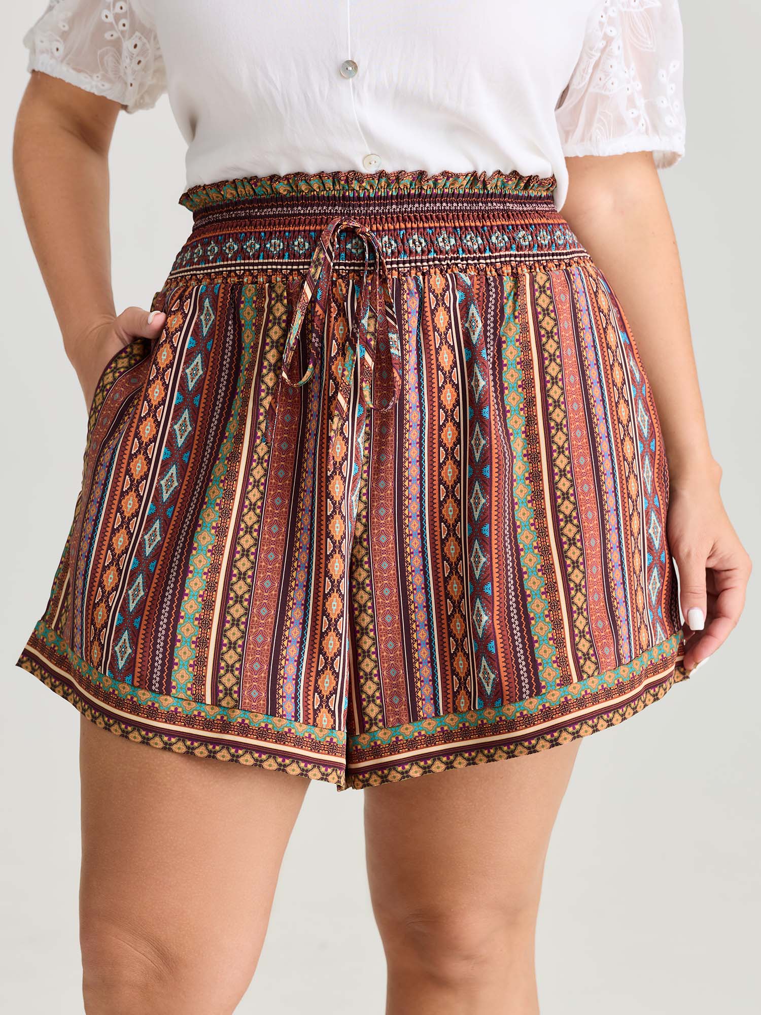 Geometric Striped Drawstring Waist Shorts - Image 2