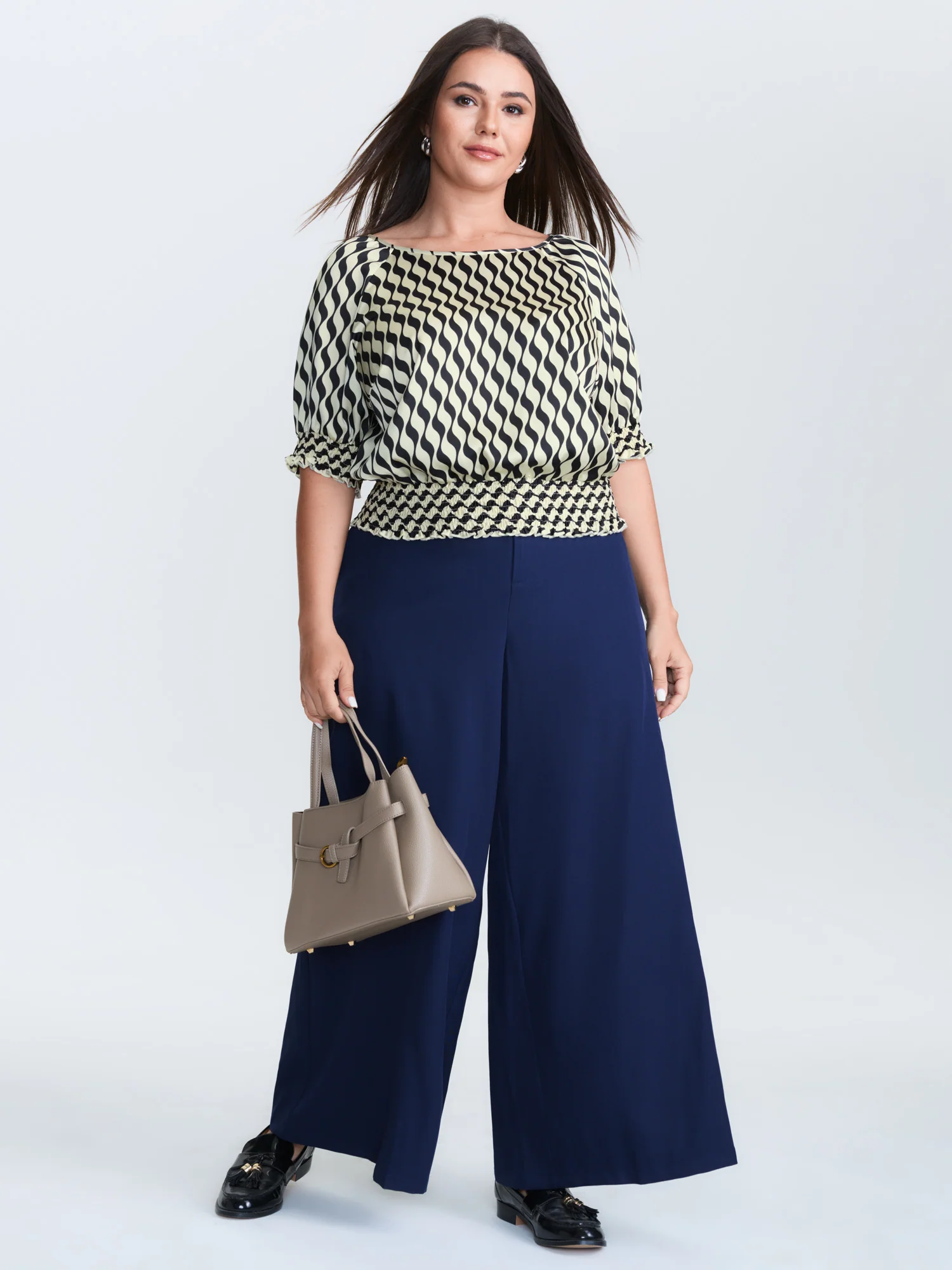 Geometric Stripes Stretchy Hem Blouse - Image 3