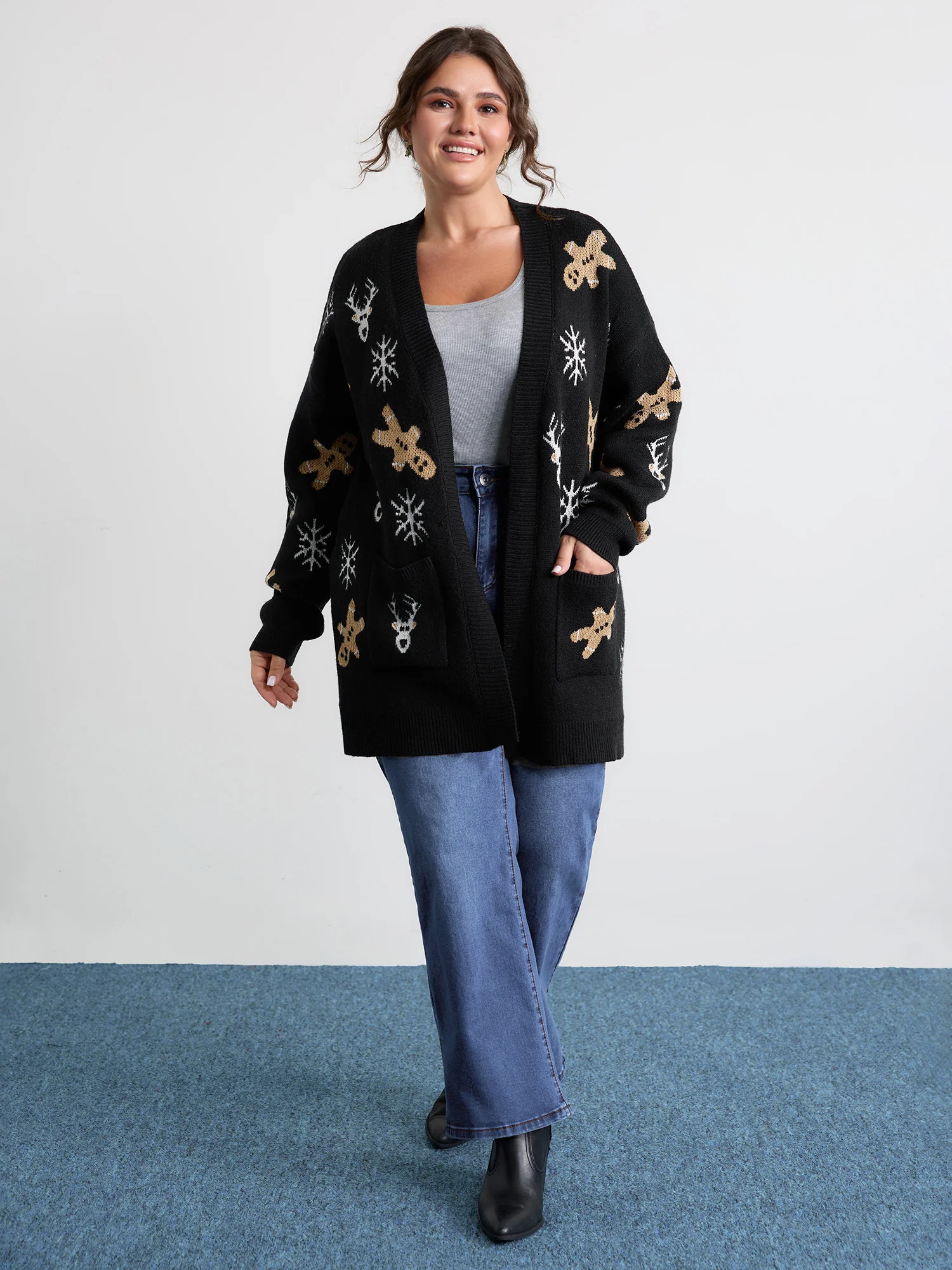 Supersoft Gingerbread Holiday Jacquard Pockets Cardigan - Image 3