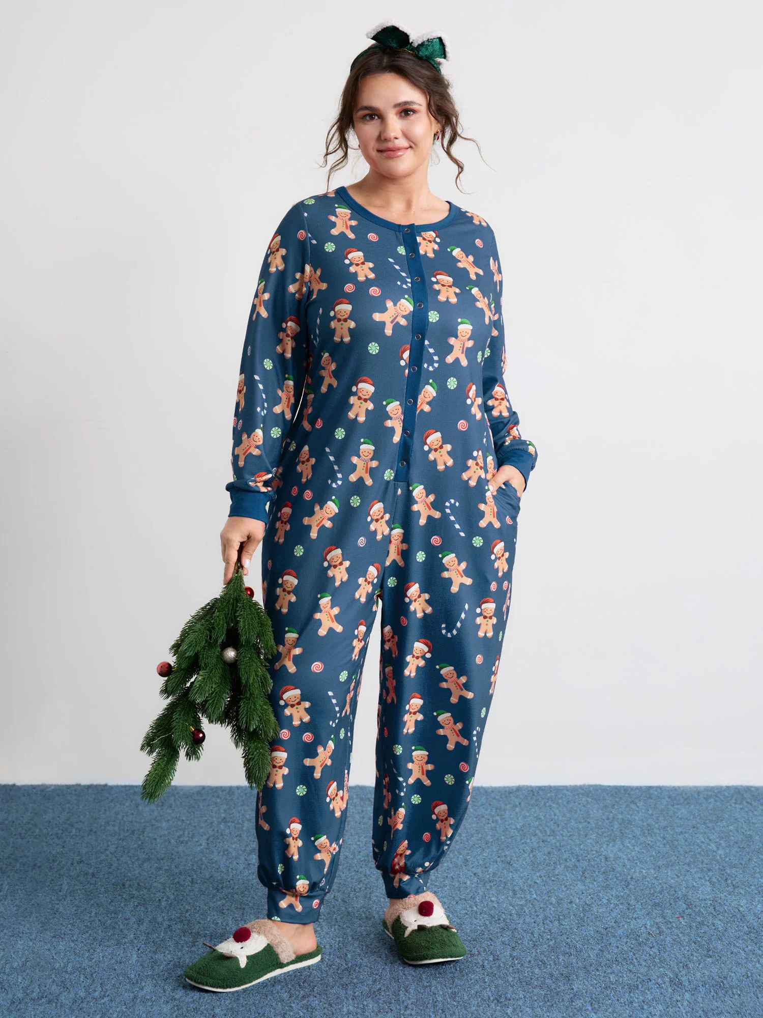 Gingerbread Print Button Placket Jumpsuit - Image 20