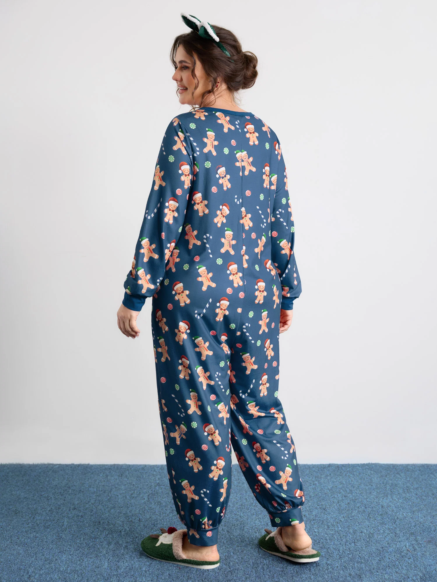 Gingerbread Print Button Placket Jumpsuit - Image 23