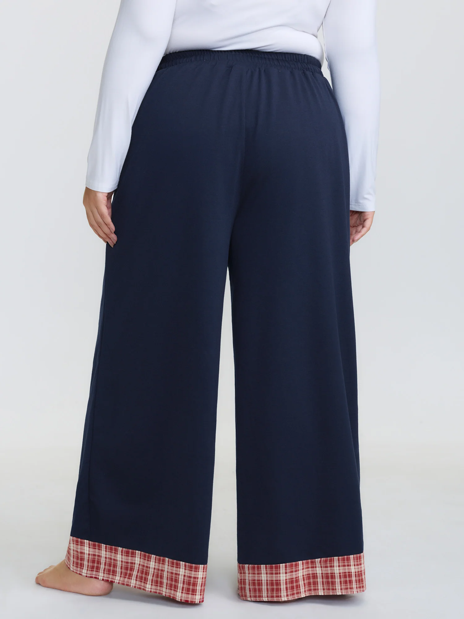 Gingham Edges Stretchy Drawstring Lounge Bottoms - Image 4