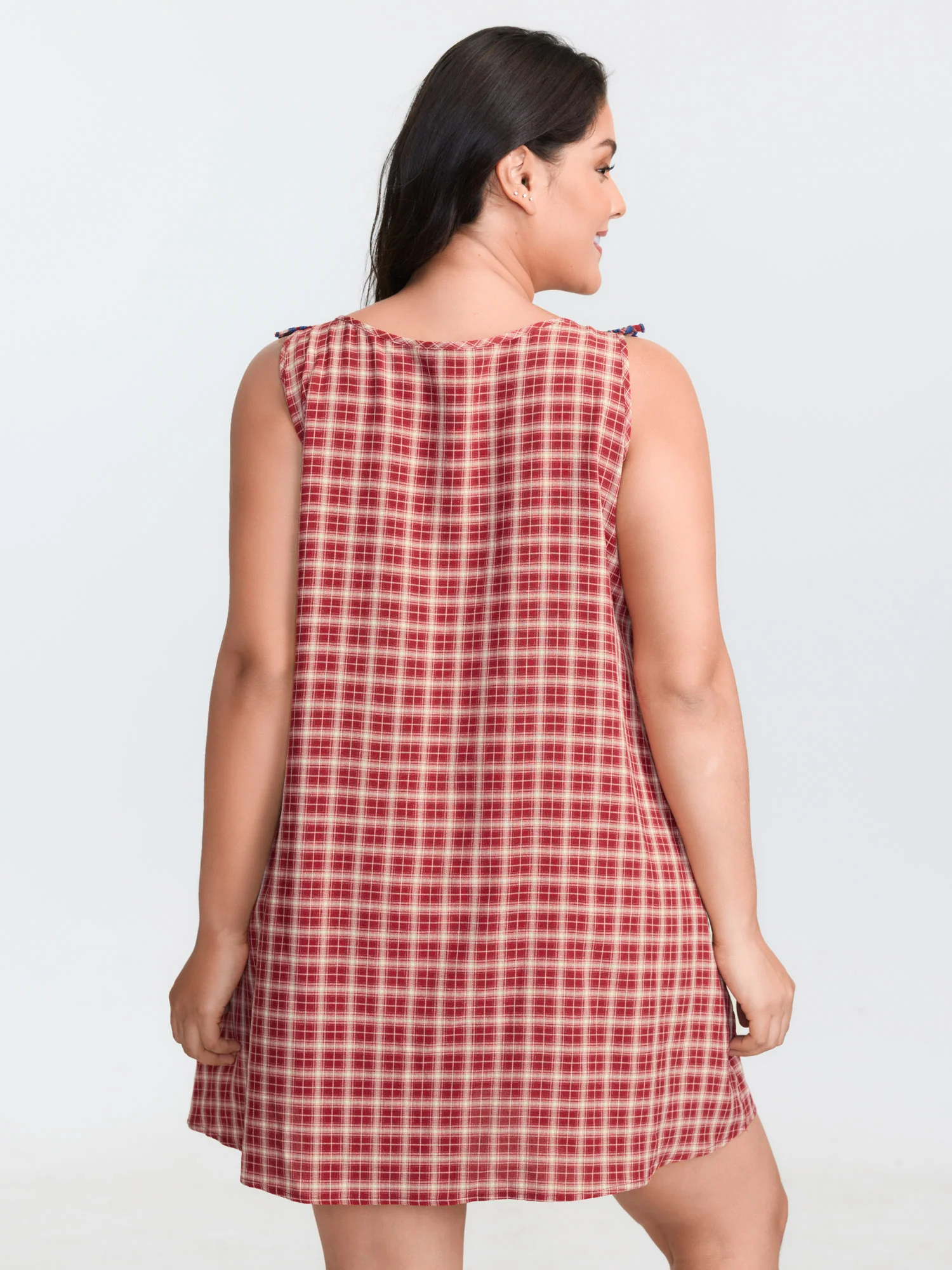 Gingham Embroidered Neckline Flowy Lounge Dress - Image 4