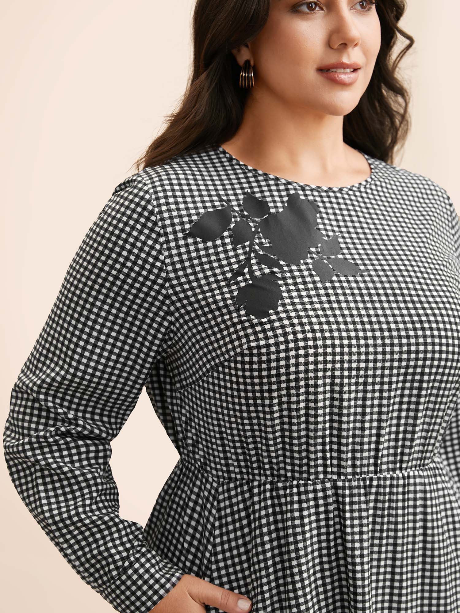 Gingham Silhouette Floral Print Midi Dress - Image 4