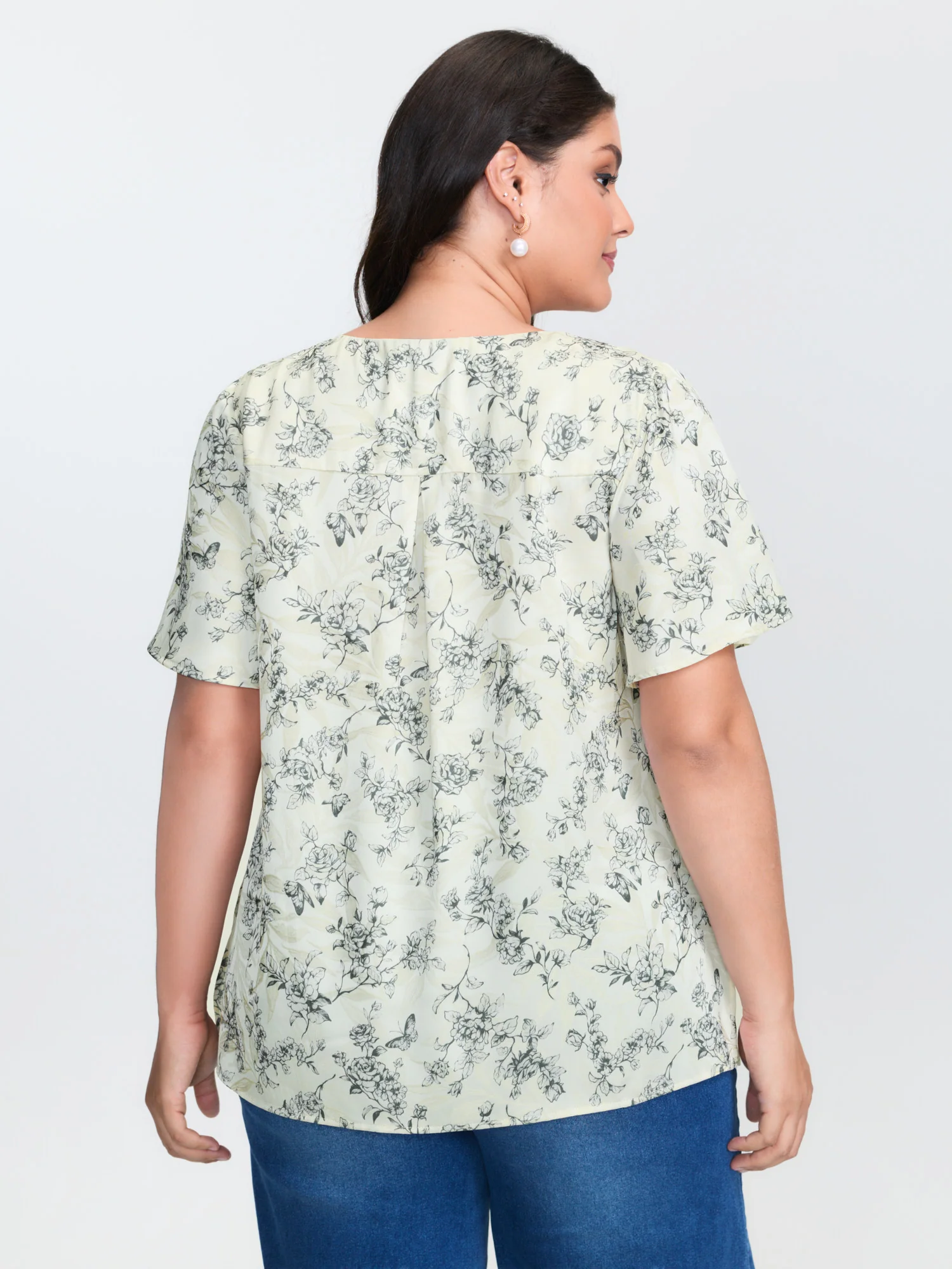 Glossy Textured Floral Print Blouse - Image 4