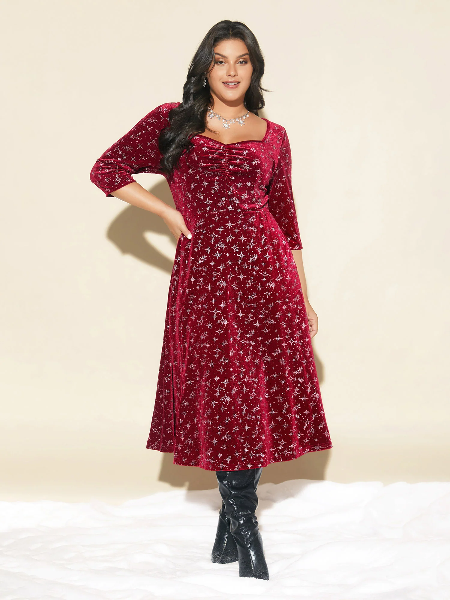 Embossed Velvet Sweetheart Neckline Midi Dress - Image 3
