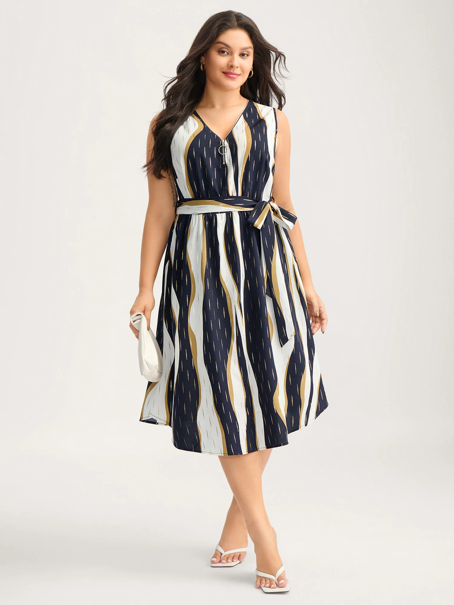 Gold Stamp Wavy Striped Lined Midi Dress - Image 2