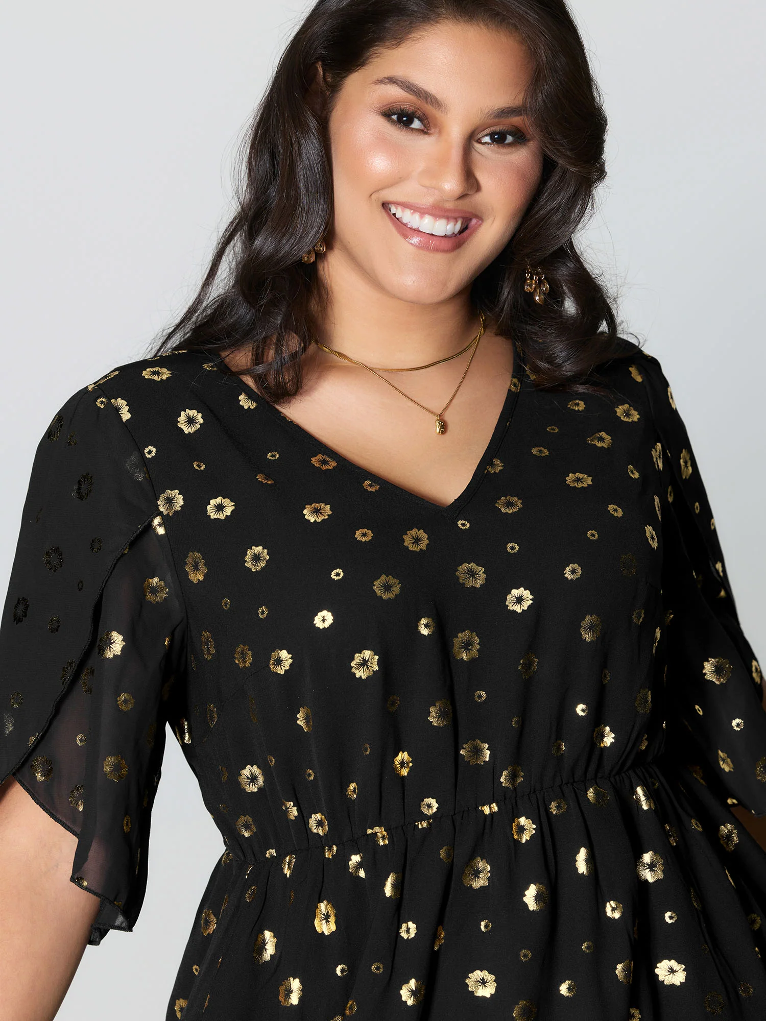 Gold Stamped Bud Sleeve Midi Dress - Image 2