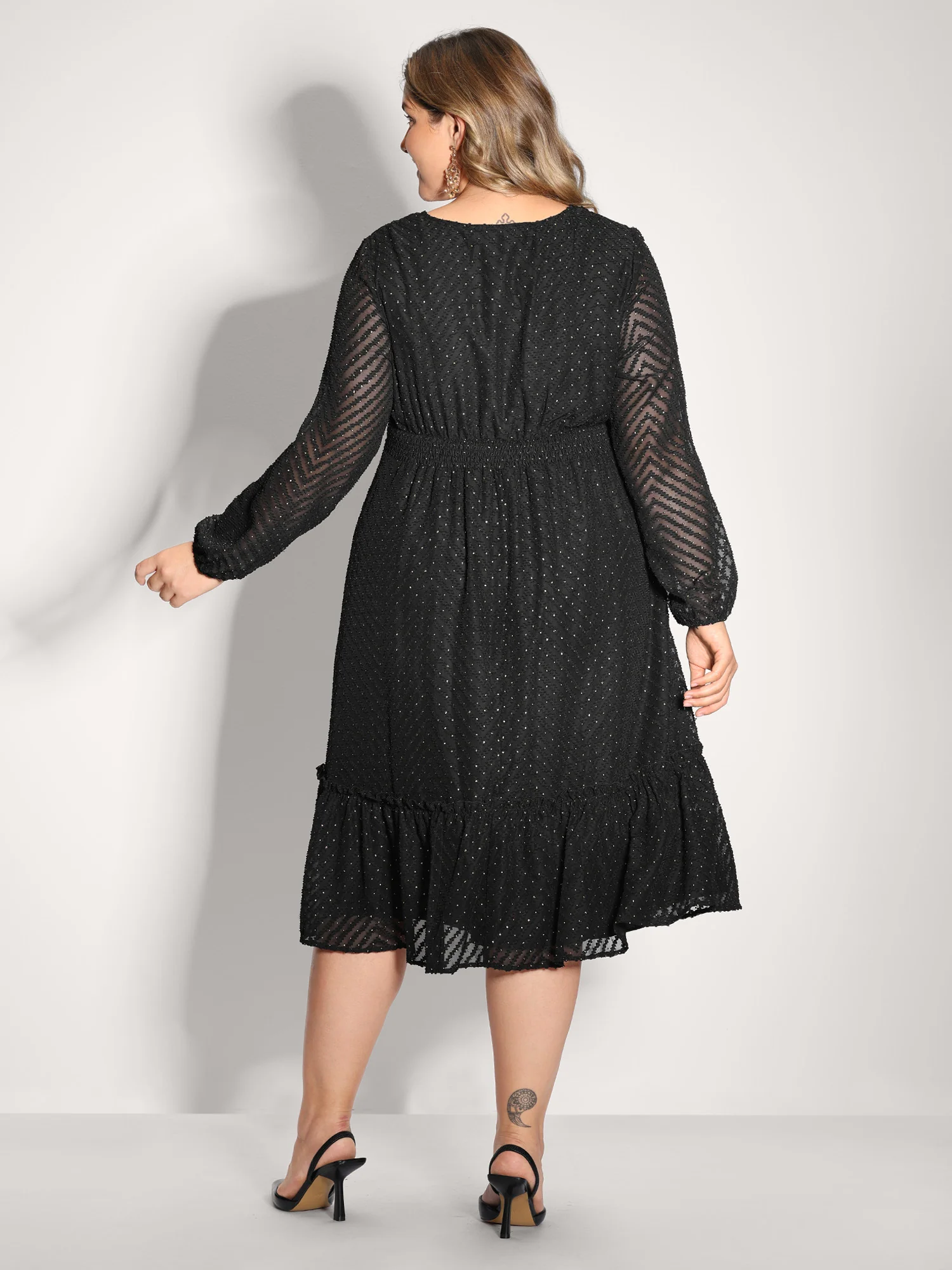 Gold Stamped Chiffon Shirred Waist Midi Dress - Image 4
