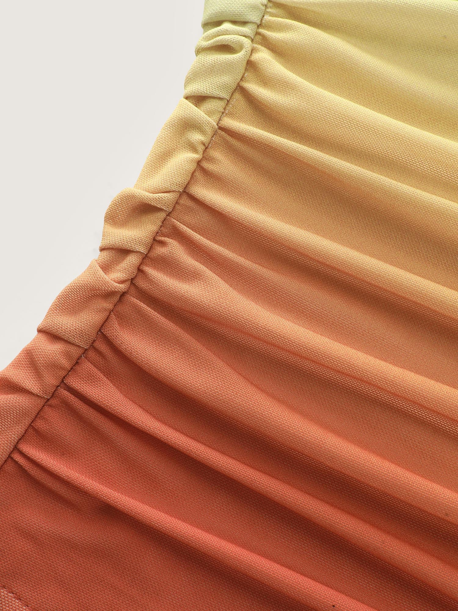 Gradient Ruched Hem Stretchy T-Shirt - Image 5