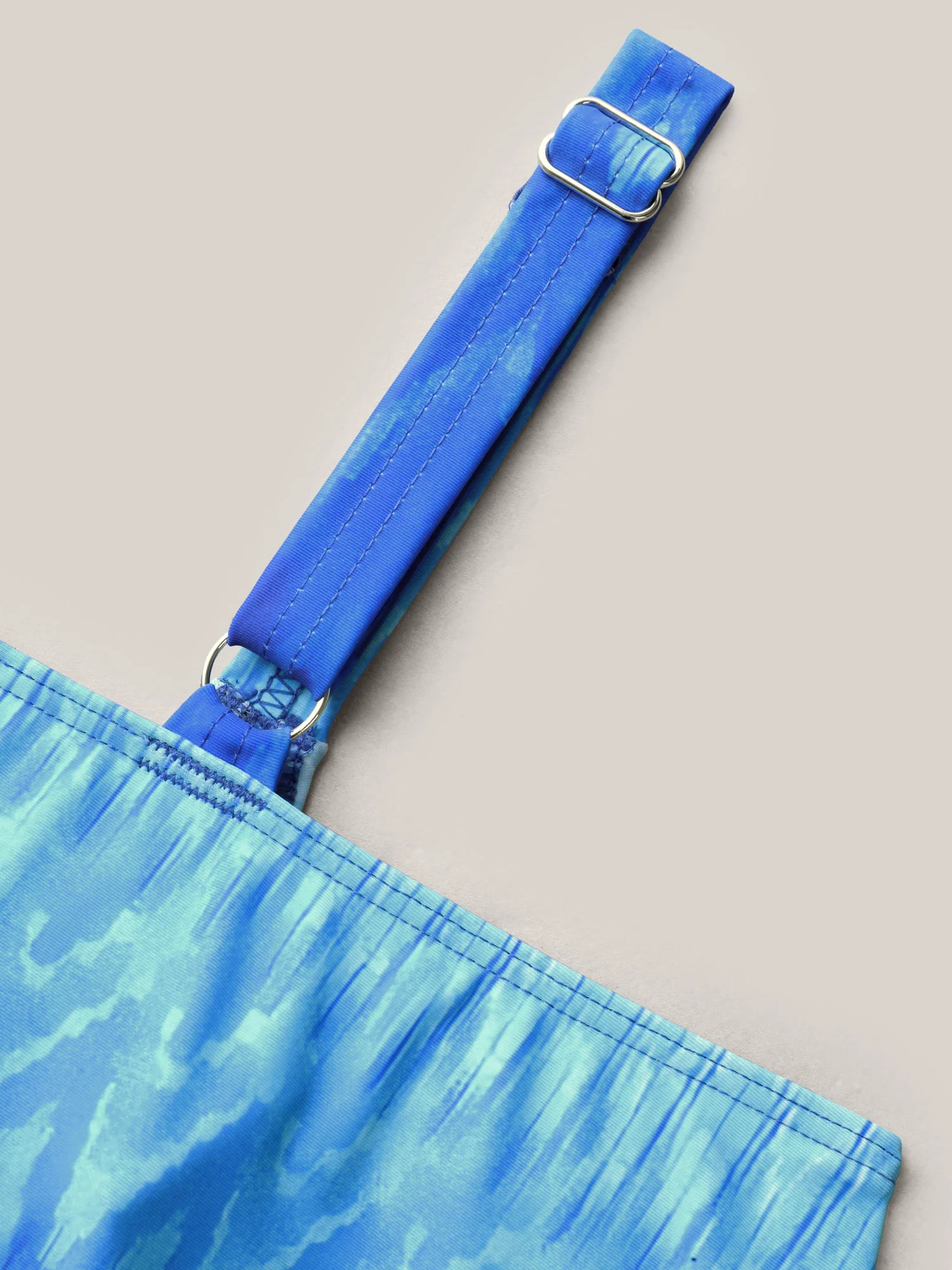 Gradient Sea Print Adjustable Swim Top - Image 7