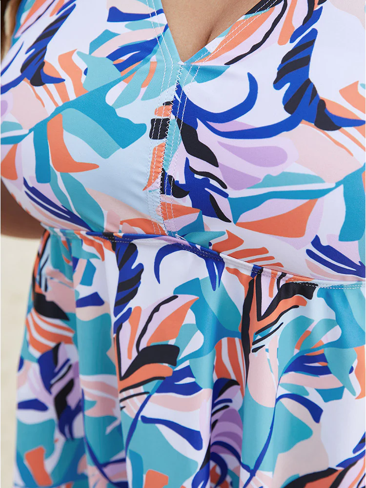 Graphic Print Halter Knot Back Ruffle Hem Tankini Top - Image 9