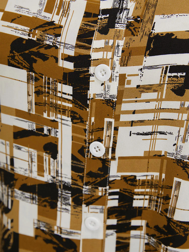 Graphic Print Notched Button Detail Cuffed Sleeve Blouse - Image 7