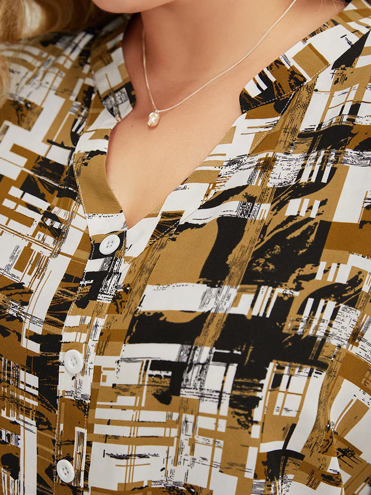 Graphic Print Notched Button Detail Cuffed Sleeve Blouse - Image 9