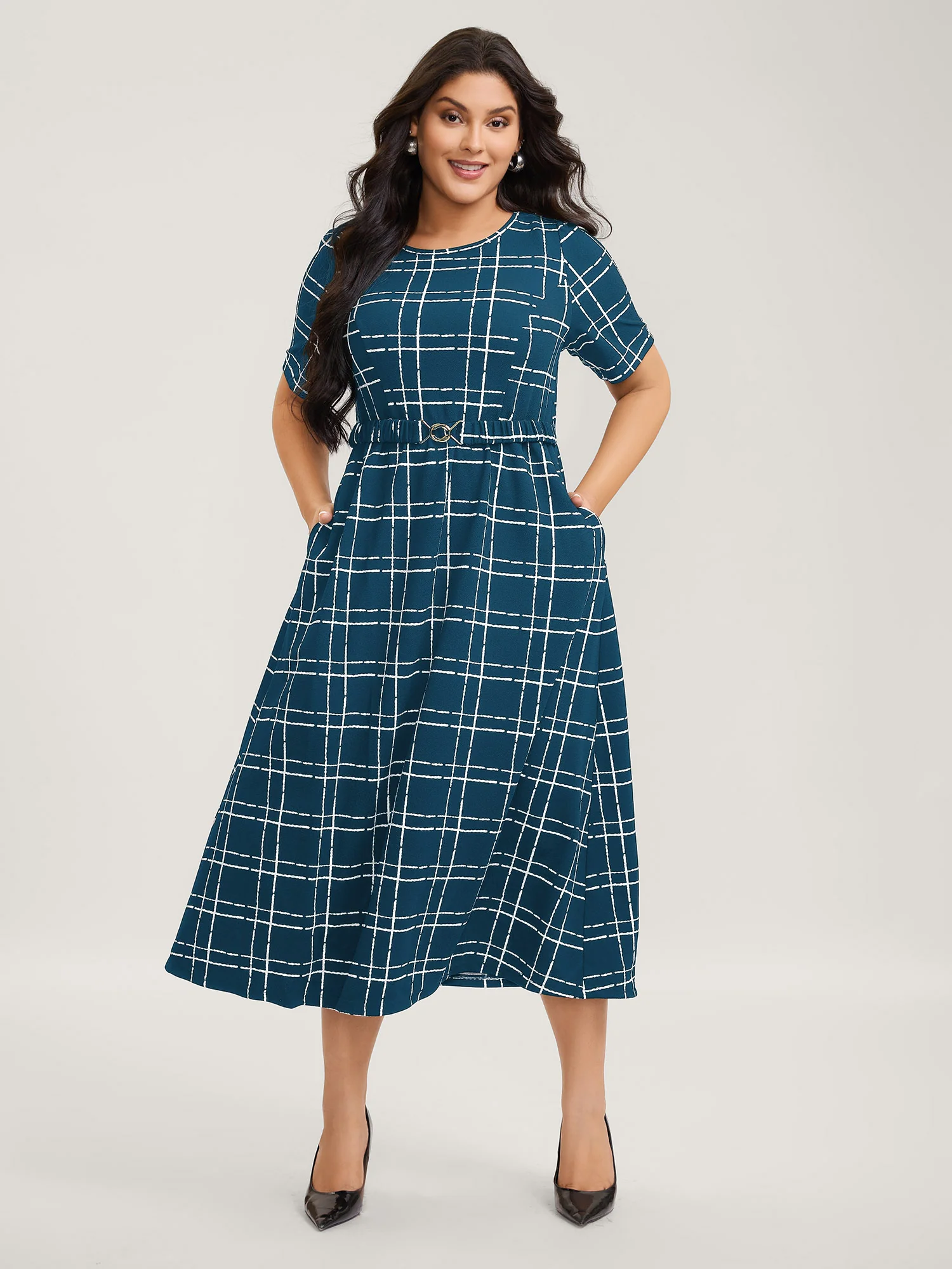 Grid Print Knit Belted Midi Dress - Image 8