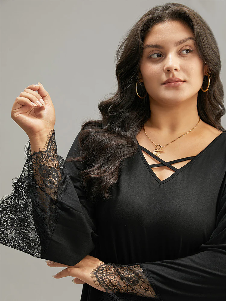 Guipure Lace Crisscross Flutter Sleeve T-shirt - Image 6