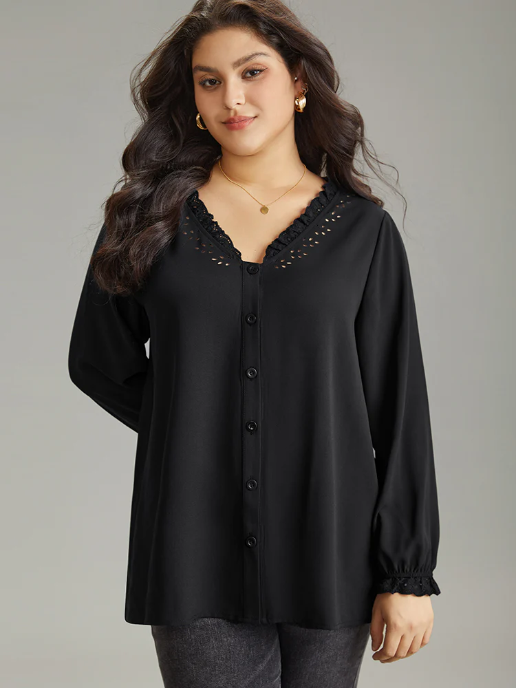 Guipure Lace Laser Cut Patchwork Lantern Sleeve Blouse - Image 2