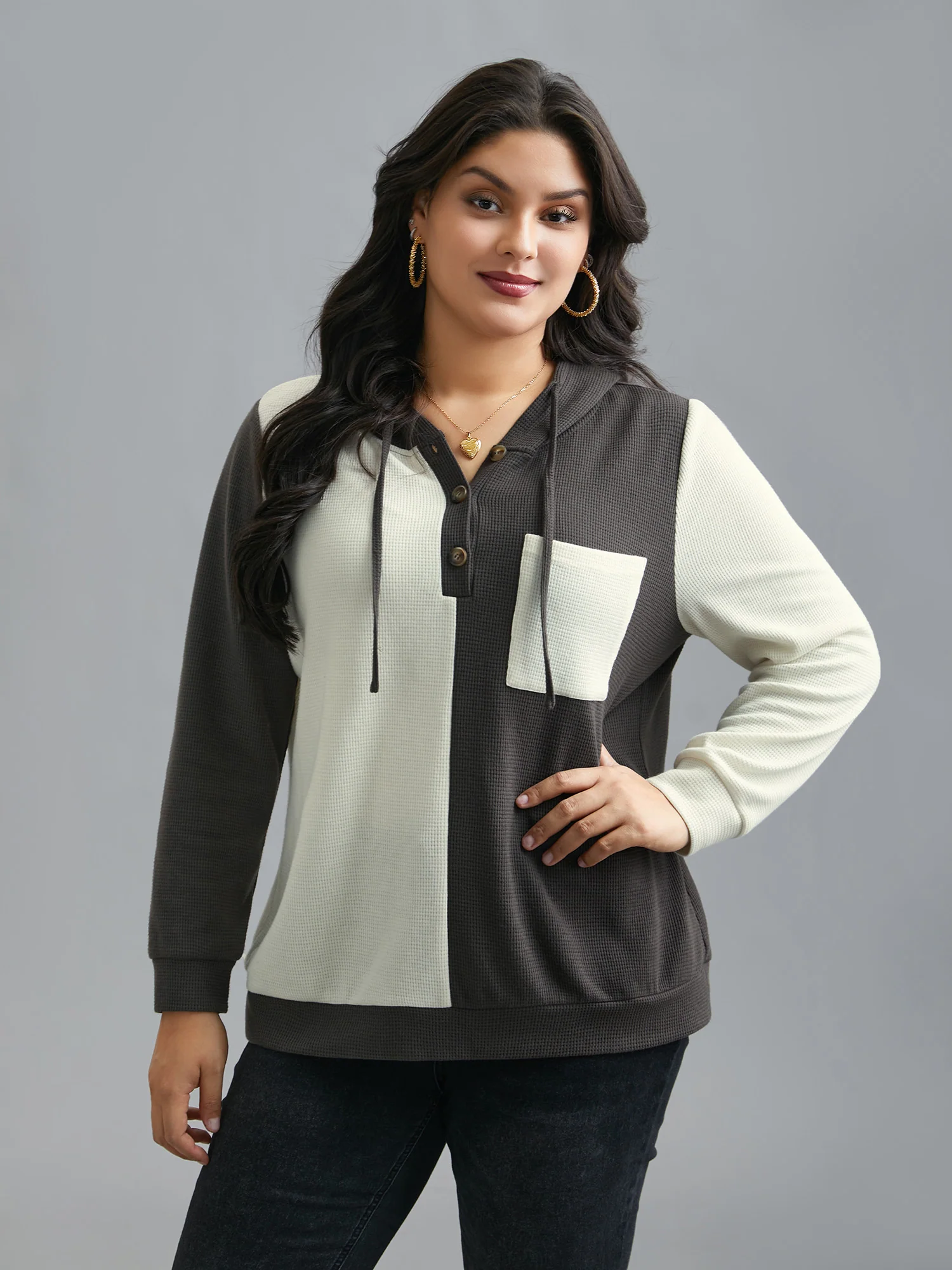 Half Placket Chest Textured Pocket Hoodie - Image 2