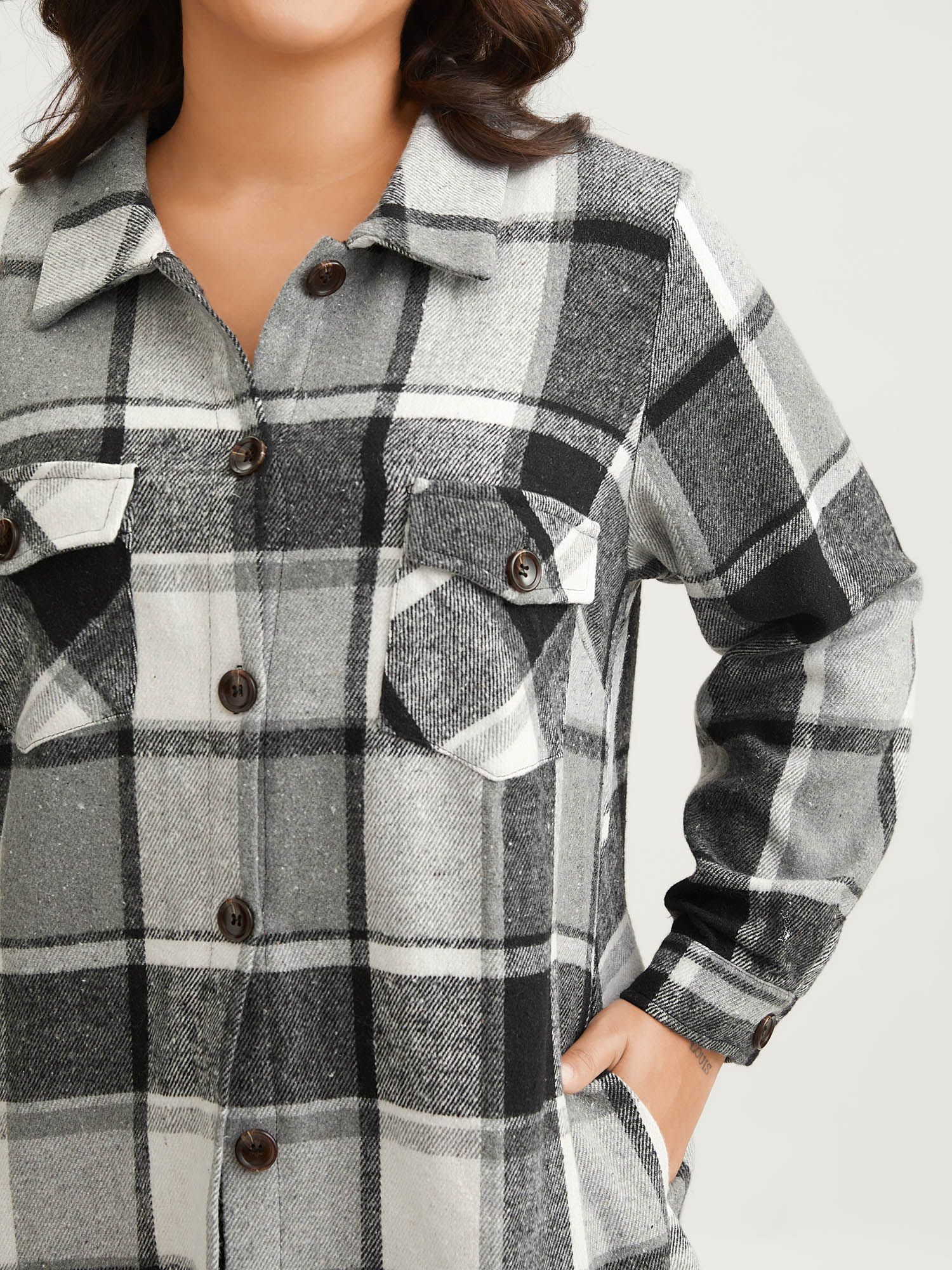 Plaid Chest Pockets Long Jacket - Image 3