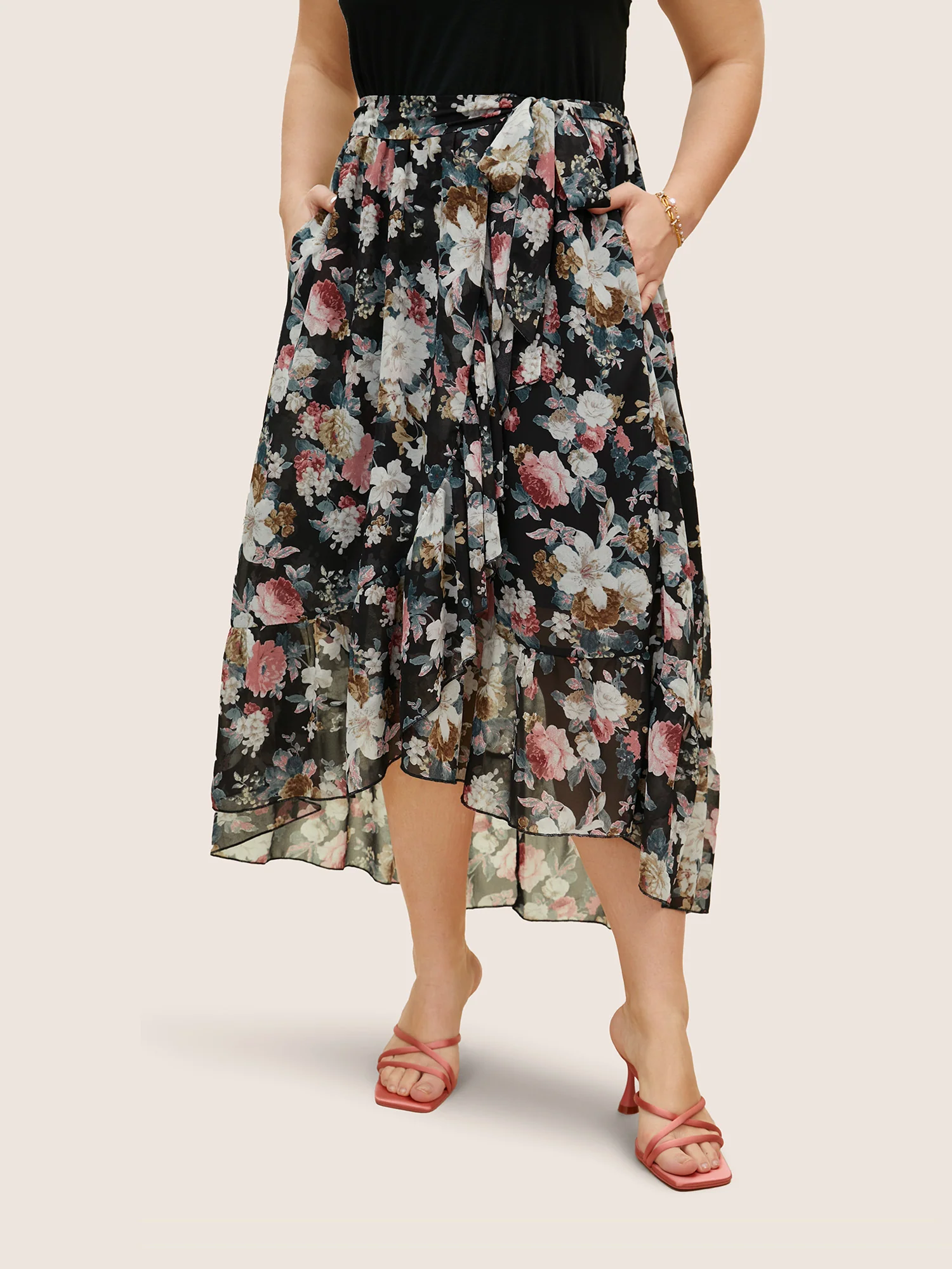 Halter Neck Patchwork Floral Belted Dress - Image 4
