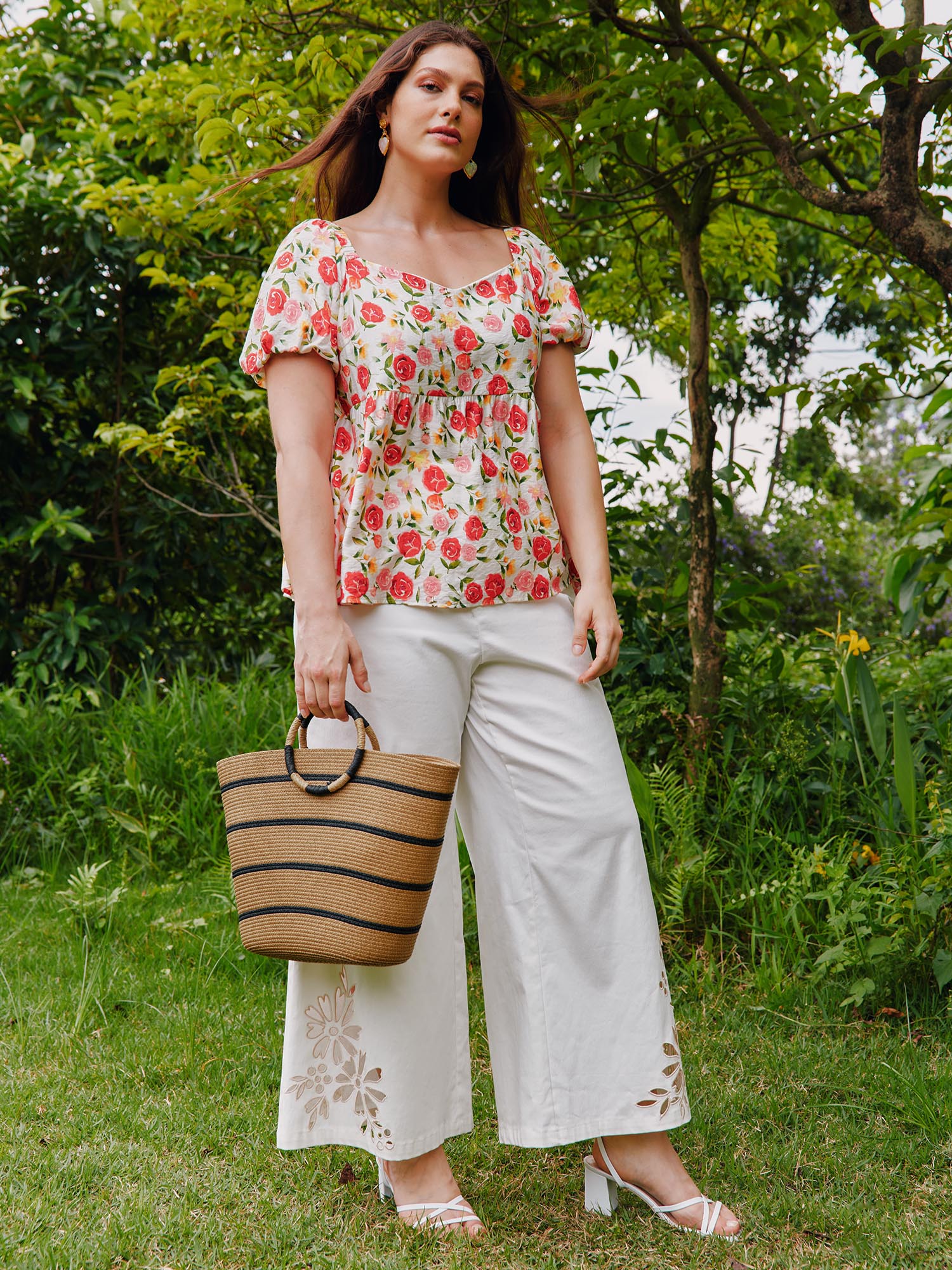 Hand Woven Color Contrast Shoulder Bag - Image 3