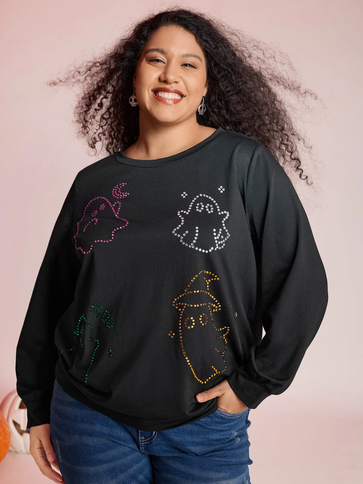 Happy Ghost Sequin Embroidery Sweatshirt - Image 2