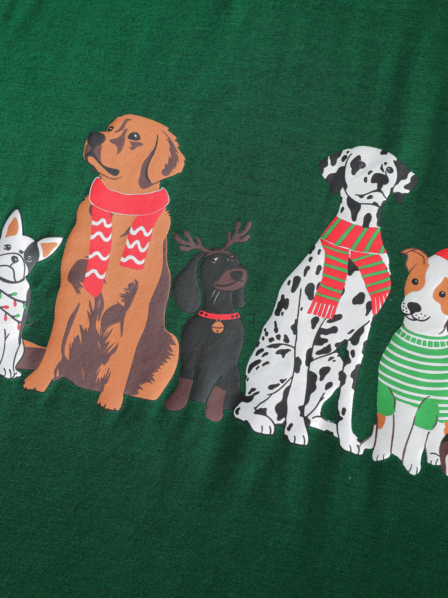 Happy Holiday Dogs Print T-Shirt - Image 5