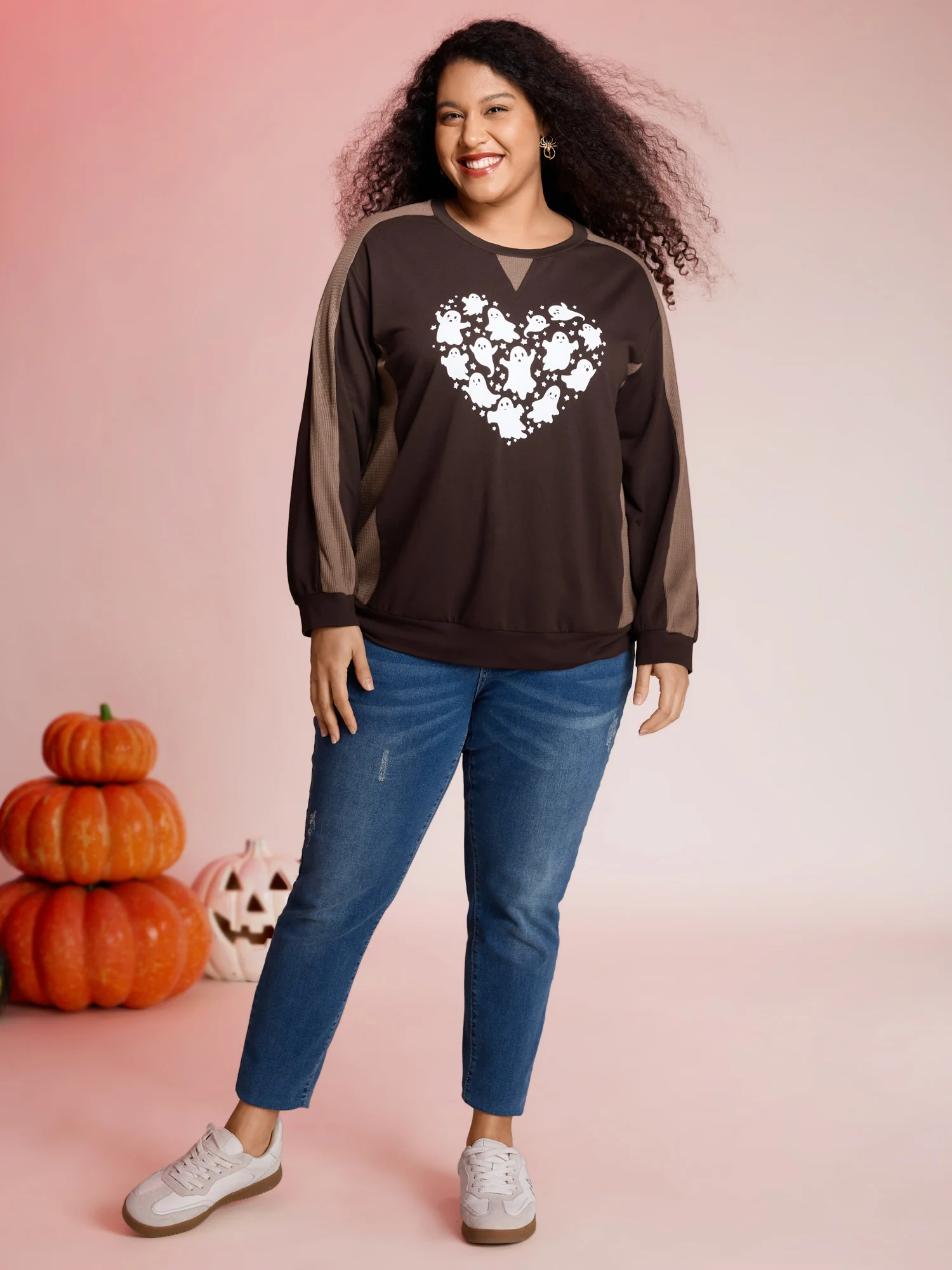 Haunted Heart Relaxed Fit Round Neck Sweatshirt - Image 3