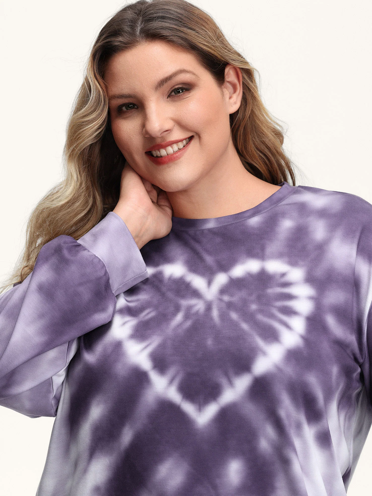 Heart Color Blend Relaxed-Fit Sweatshirt - Image 2