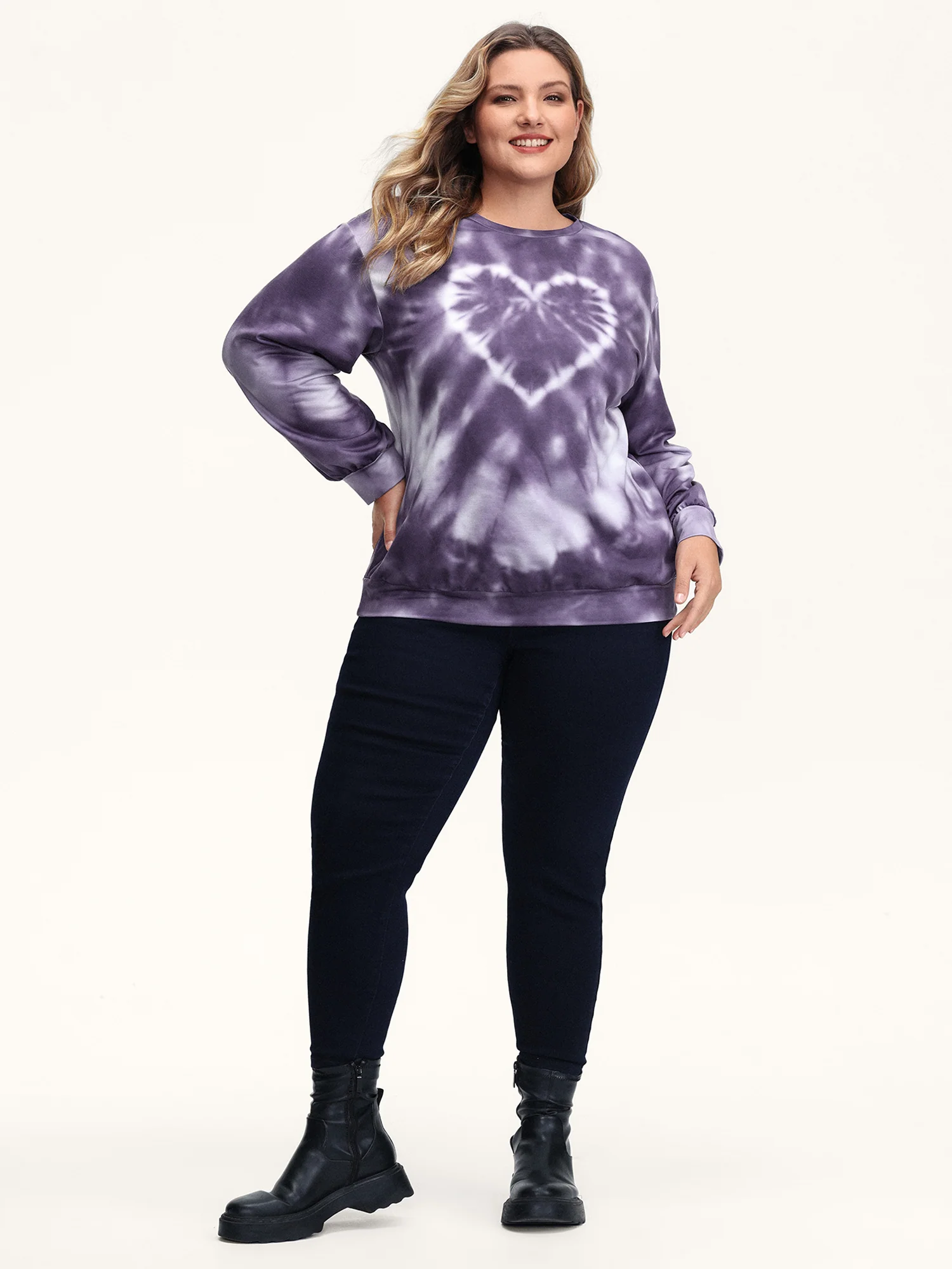 Heart Color Blend Relaxed-Fit Sweatshirt - Image 3