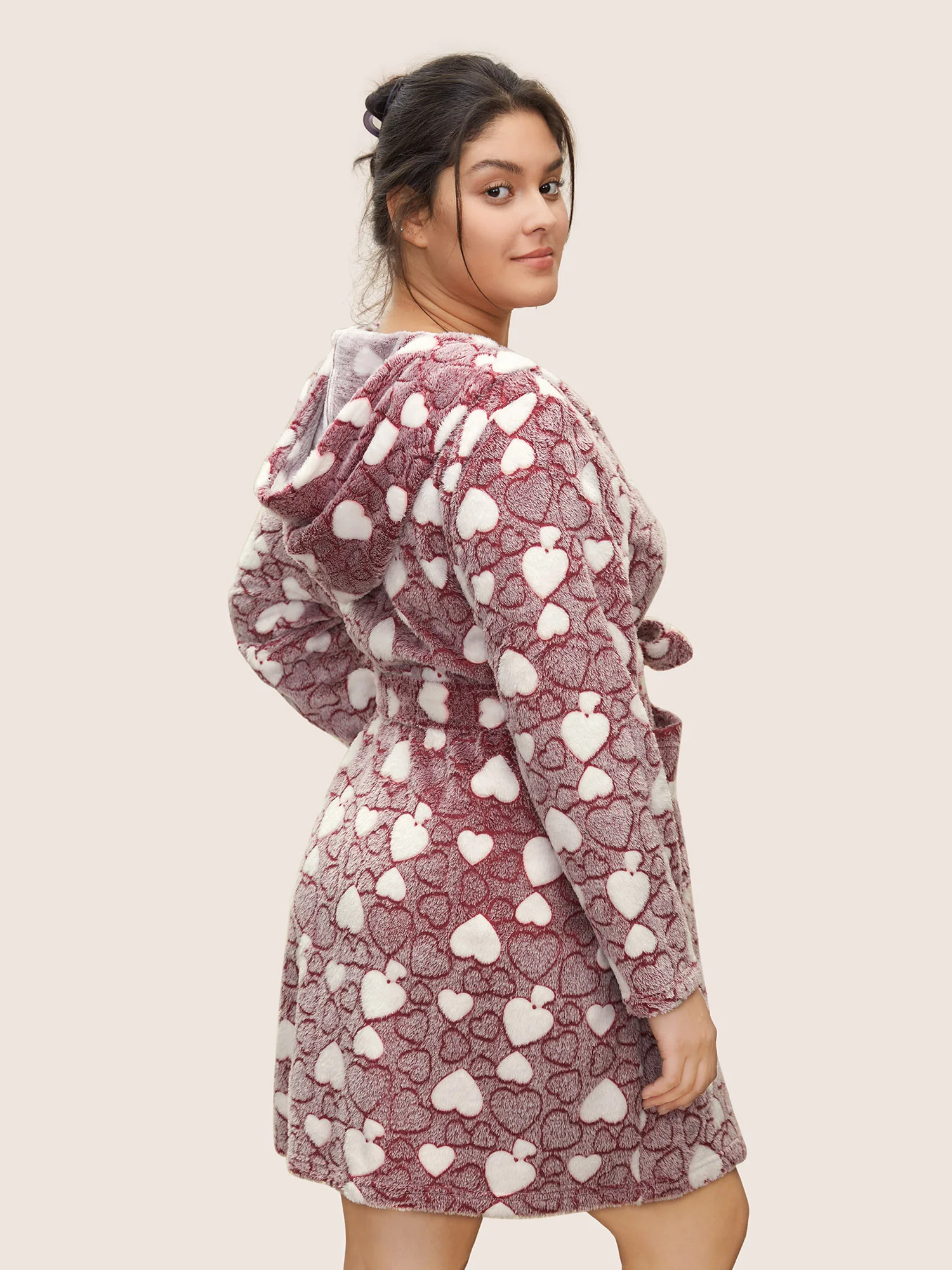 Heart Contrast Hooded Pocket Belted Robe - Image 3