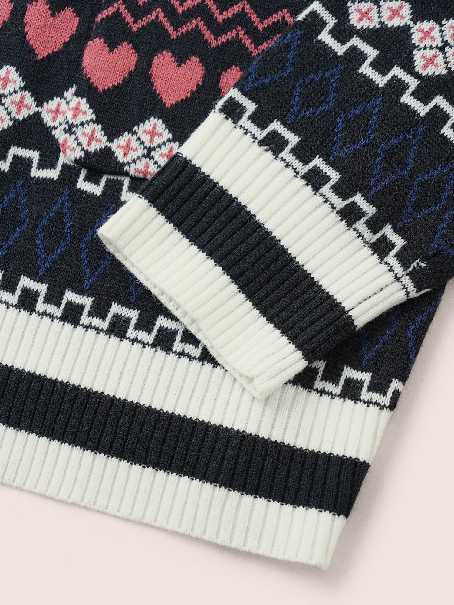 Heart Geometric Jacquard Pocket Cardigan - Image 6