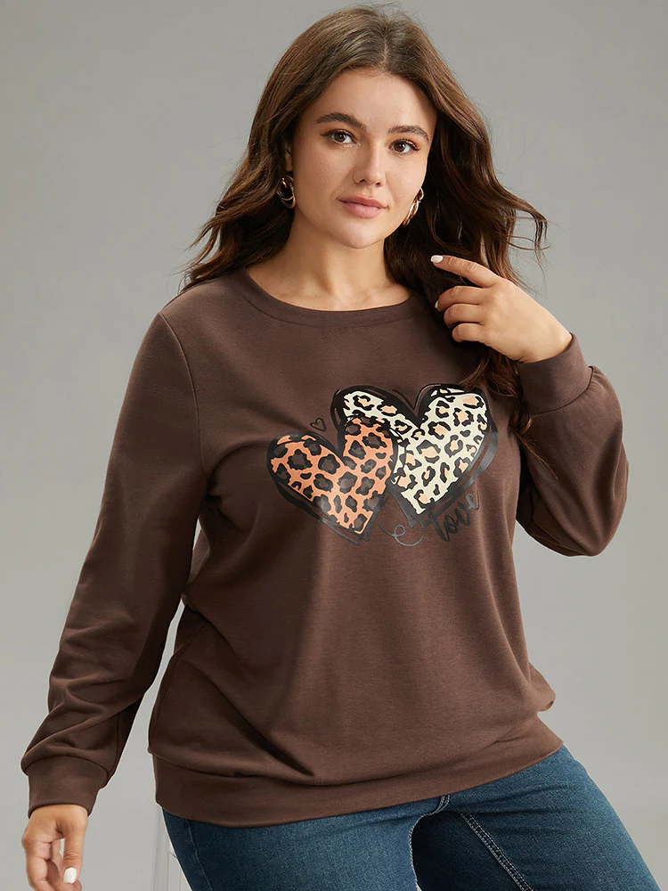 Heart Leopard Round Neck Sweatshirt - Image 4