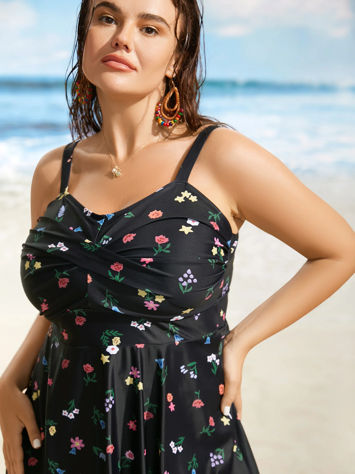 Heart Neckline Floral Twist Front Swim Dress - Image 4